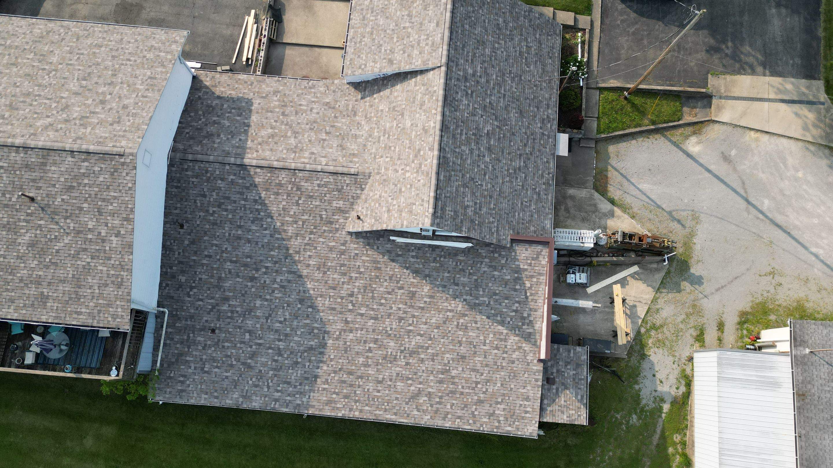 Roofing Installation using Owens Corning Durations  by WIW Enterprises Inc