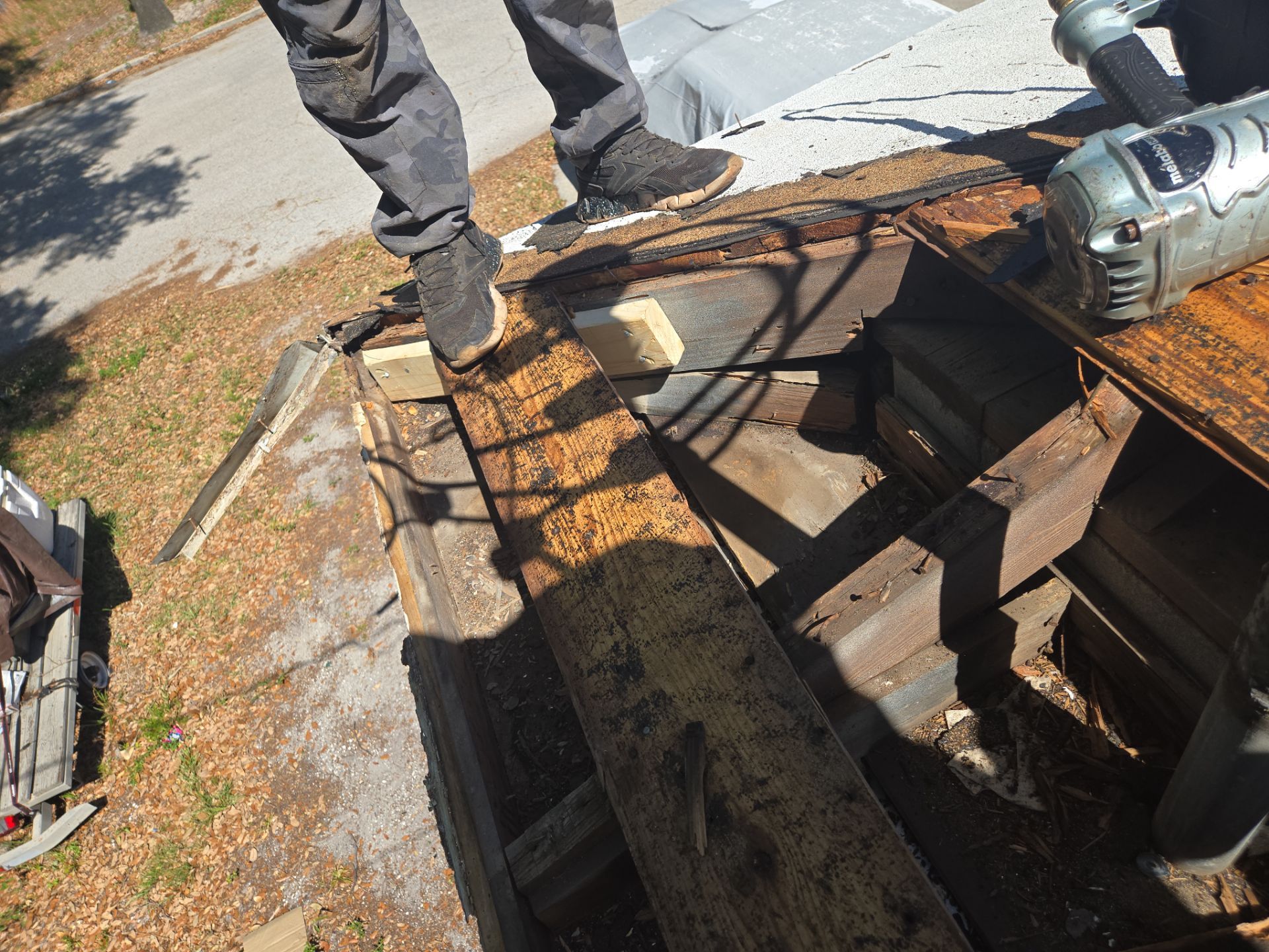 Project in St. Petersburg 33705 by Mitchell Roofing Company LLC 