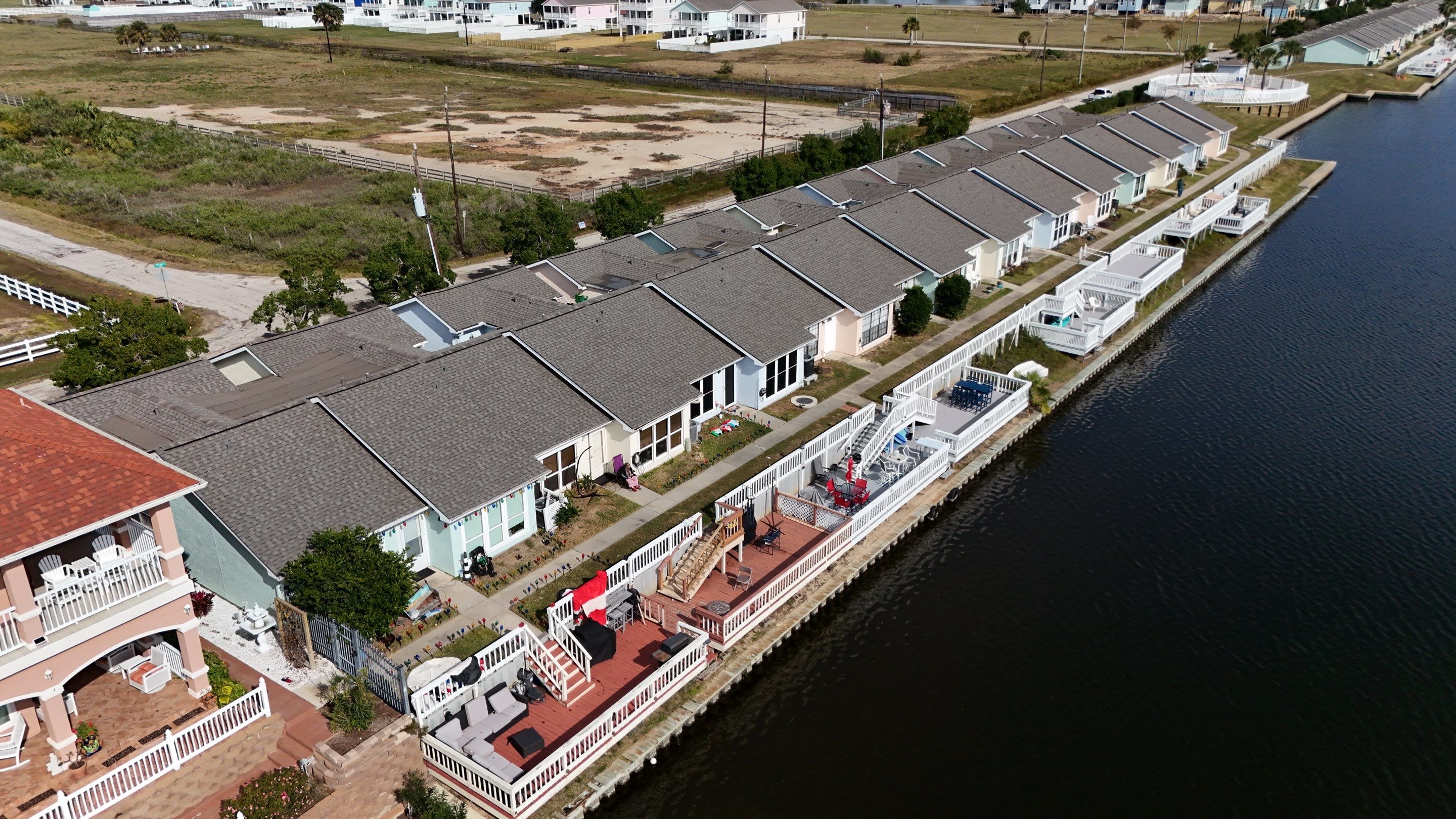 Bay Meadows Townhomes by Noble Roofing