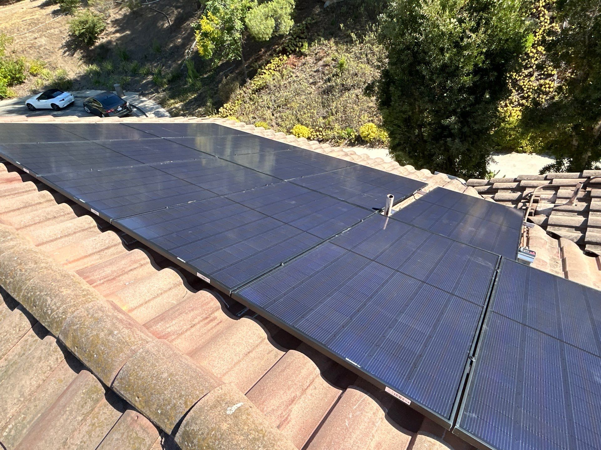 Tesla Powerwall and REC Solar Panel Installation in Thousand Oaks by AWS Solar