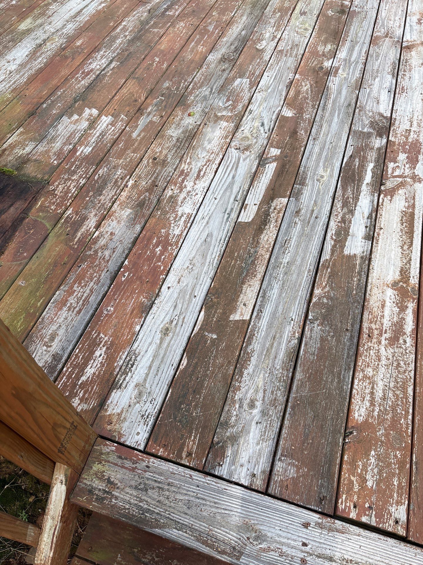 Deck using Wood Sealant by DuraSeal