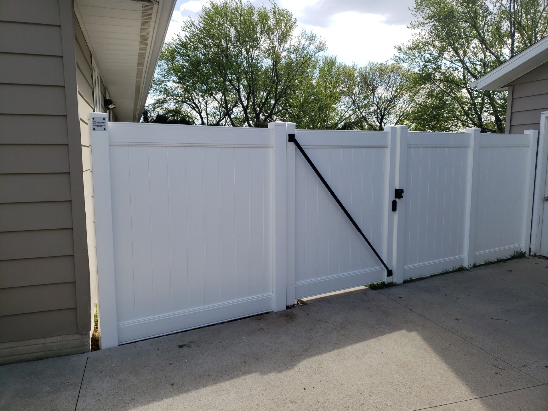 Project in Cedar Falls by Perfect Picket Fence and Stain