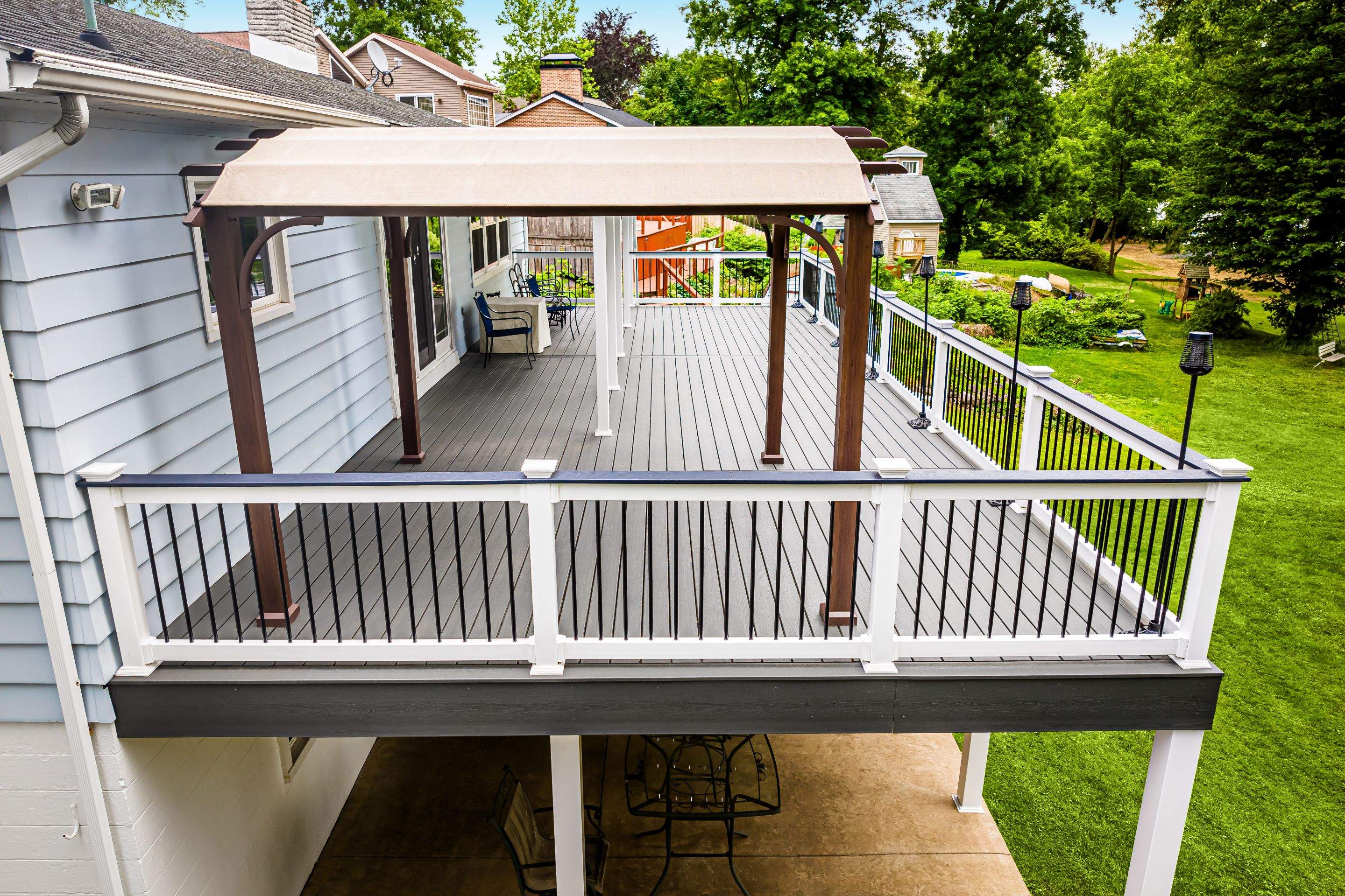 New Deck by Esh Builders