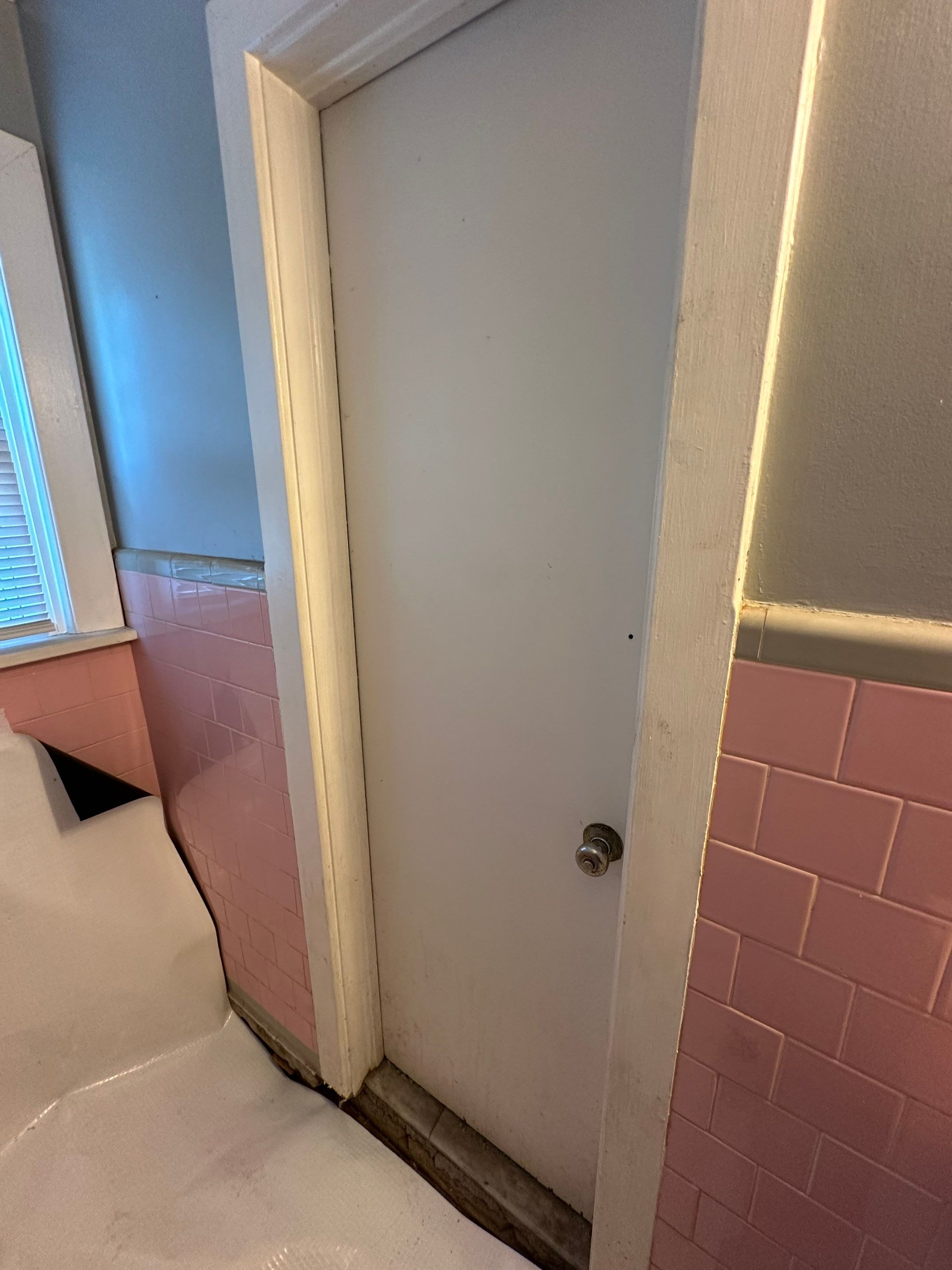 2460 Hull Rd Bathroom Renovation by Ironclad Builders LLC