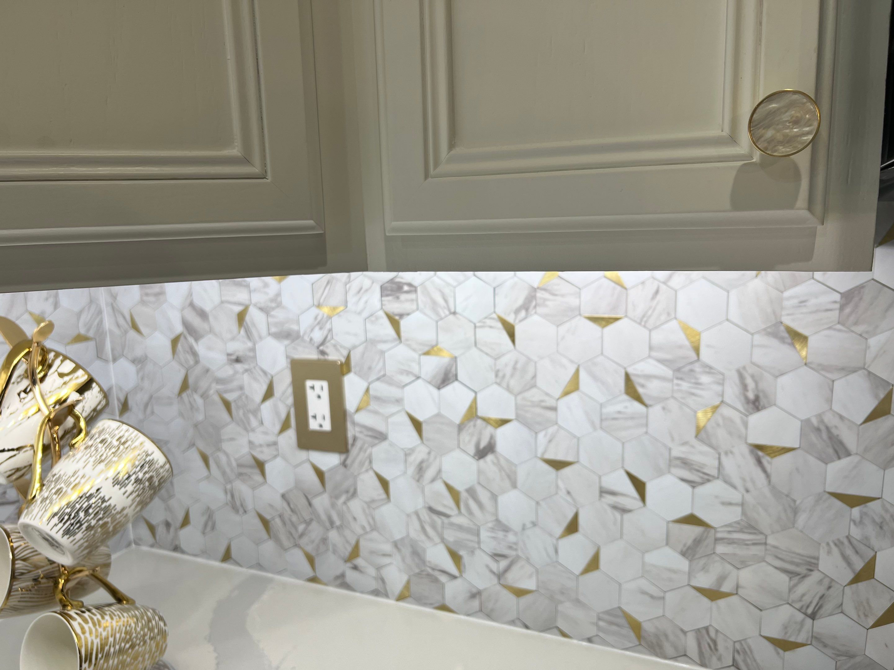 Kitchen Cabinet Painting by GLSpainters