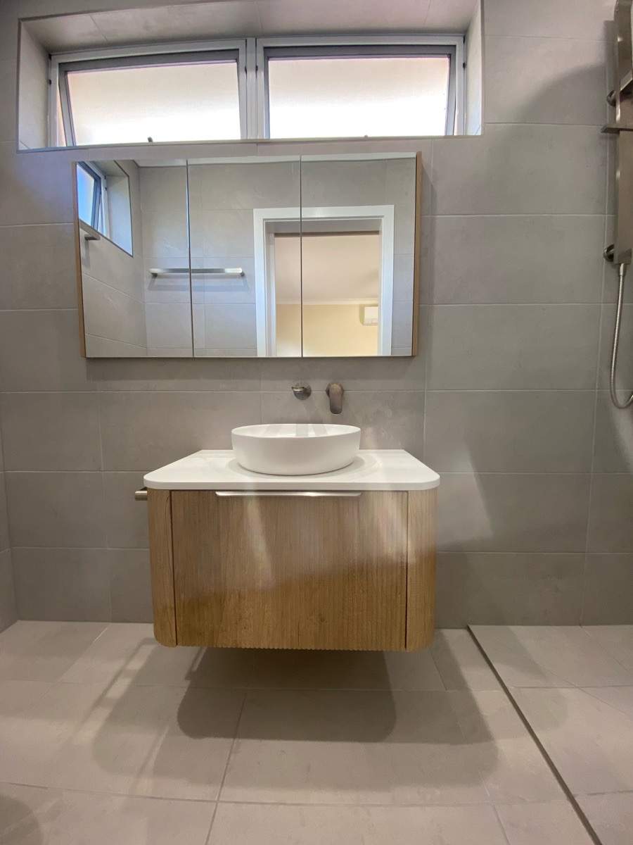 Ensuite Renovation by Re-seal Bathrooms