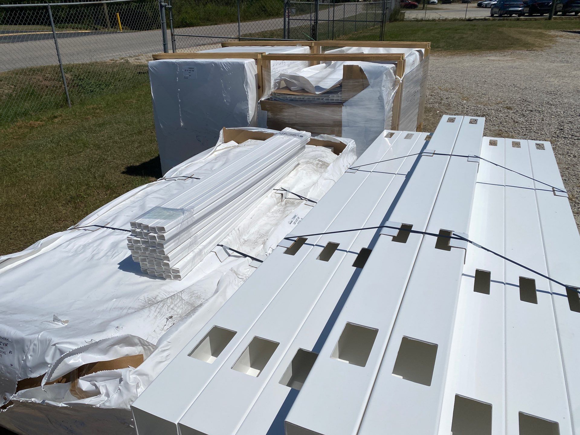 Hamilton Vinyl Privacy Project in Linden by Superior Fence and Rail