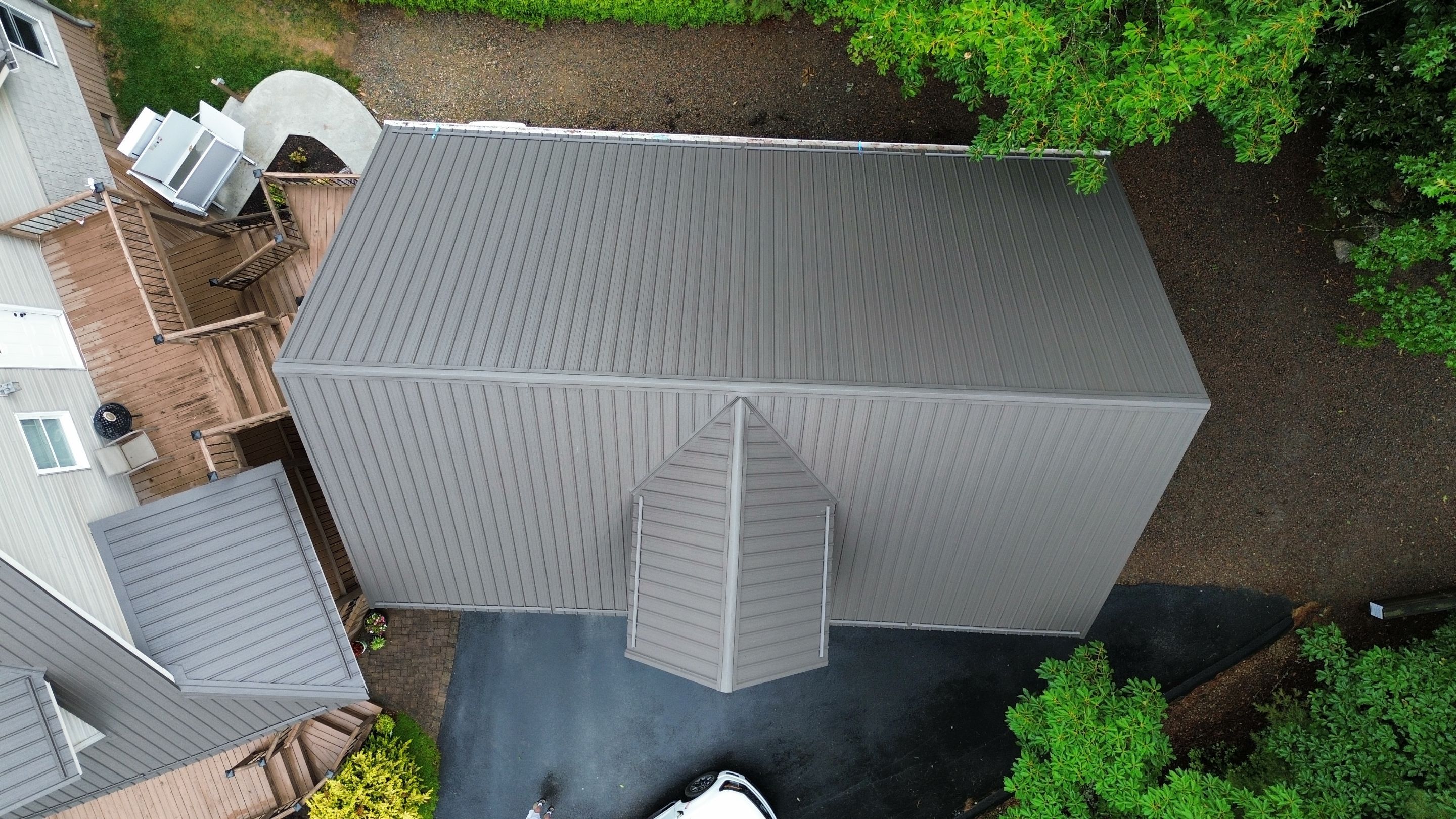 James Residence by Omnia Roofing