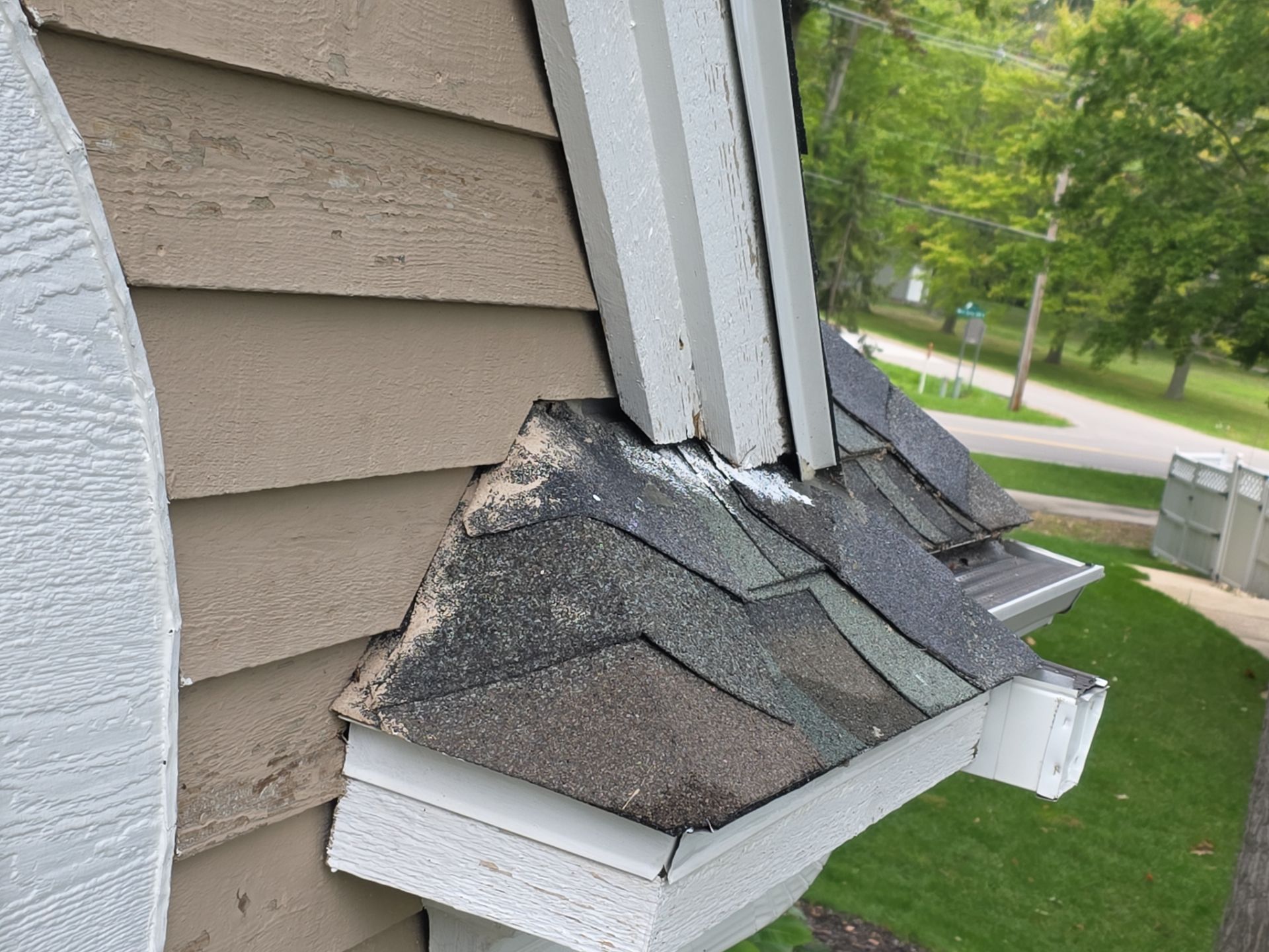 Exterior House Painting in Spring Lake, MI by Gordon Painting