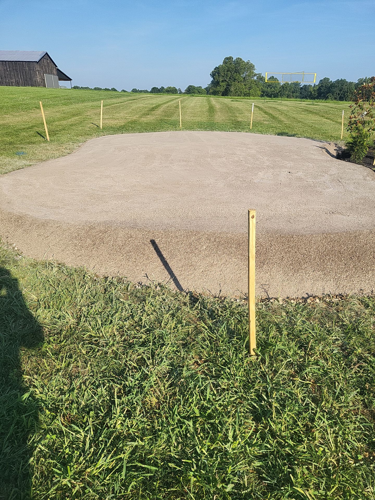 Custom Backyard Putting Green in Felicity by Southwest Greens Midwest