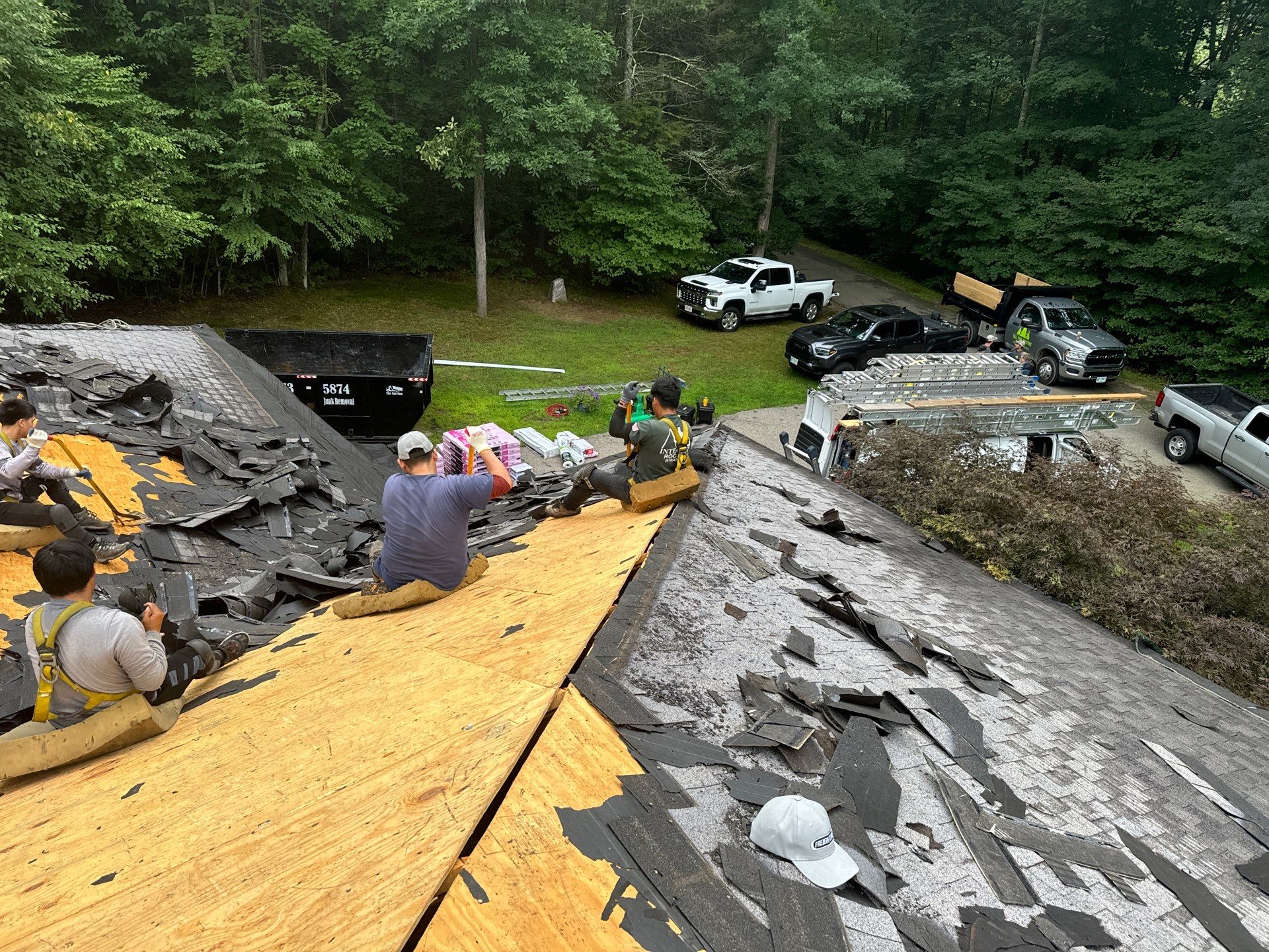 Roofing in Beautiful Lee New Hampshire by Tall pine roofing