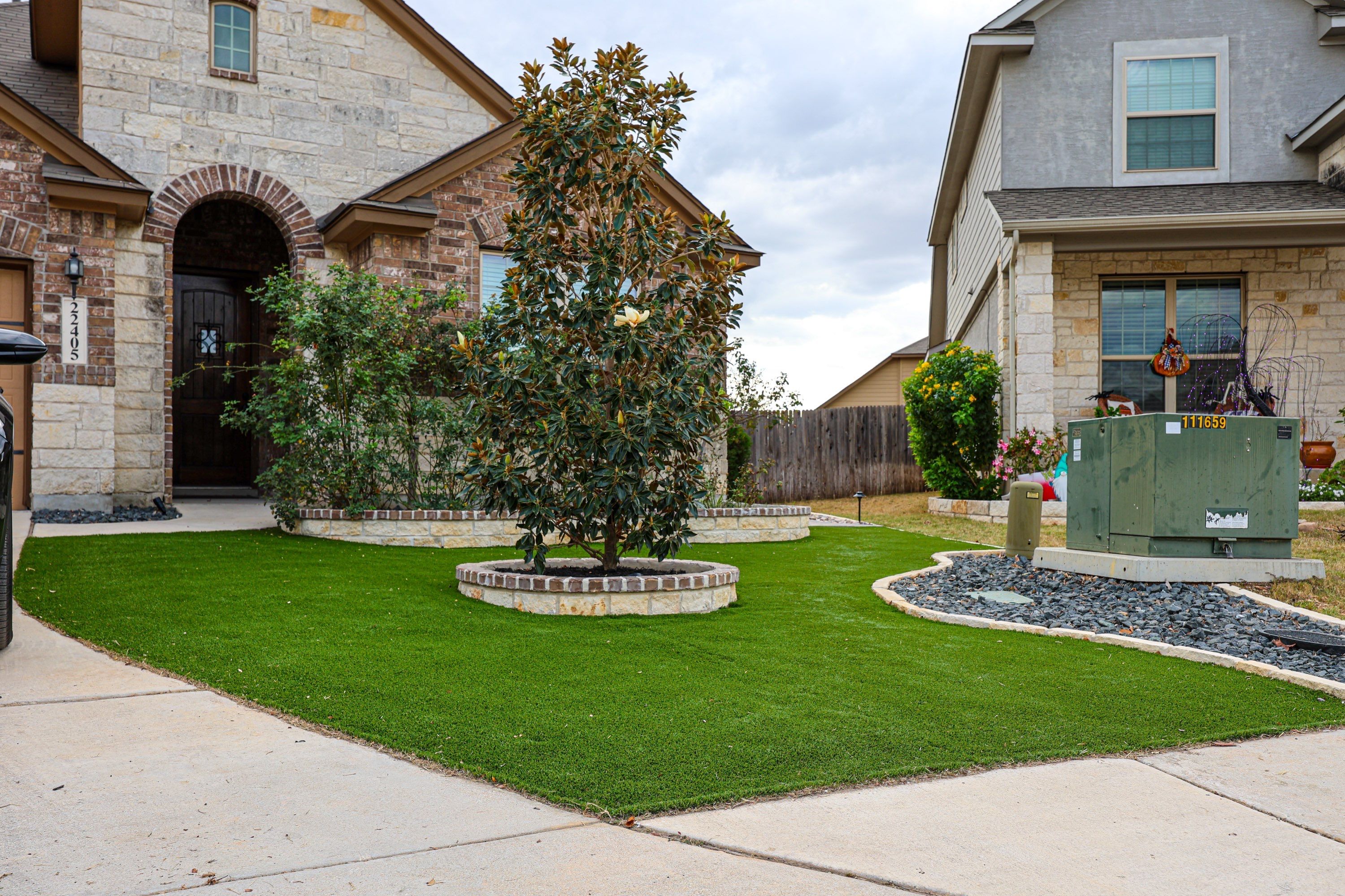 Wortham Oaks - San Antonio, TX by Hole In One Lawns, LLC