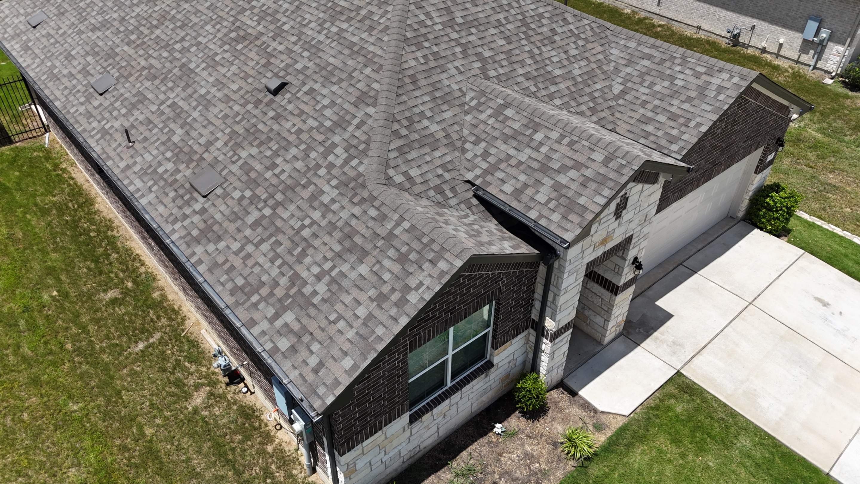 Driftwood - Owens Corning TruDefinition Duration by RoofsOnly.com