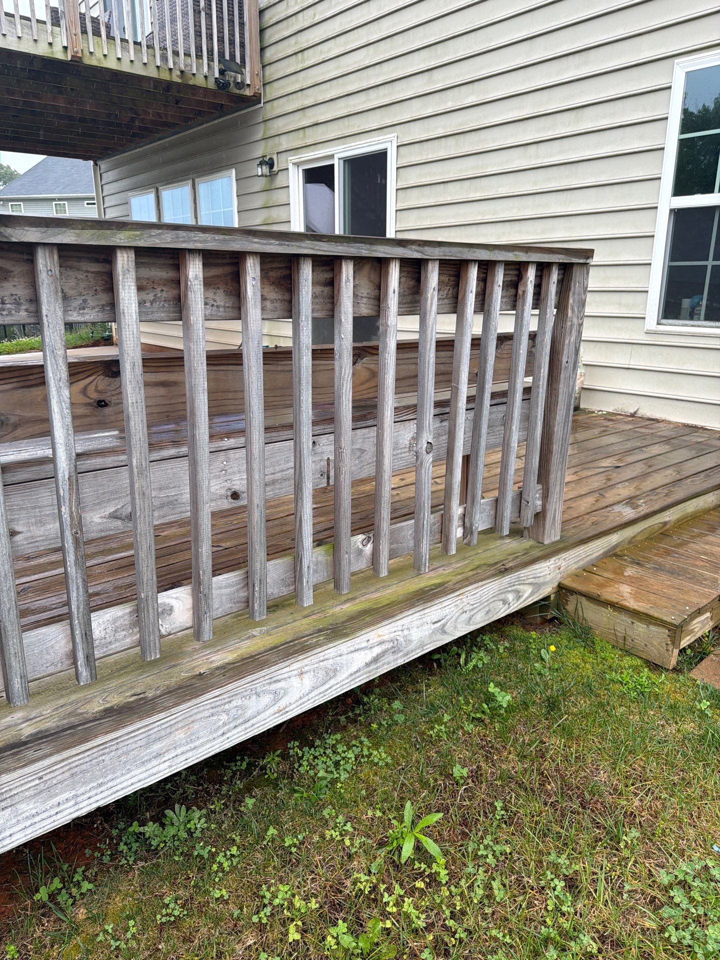 Deck using Wood Sealant by DuraSeal