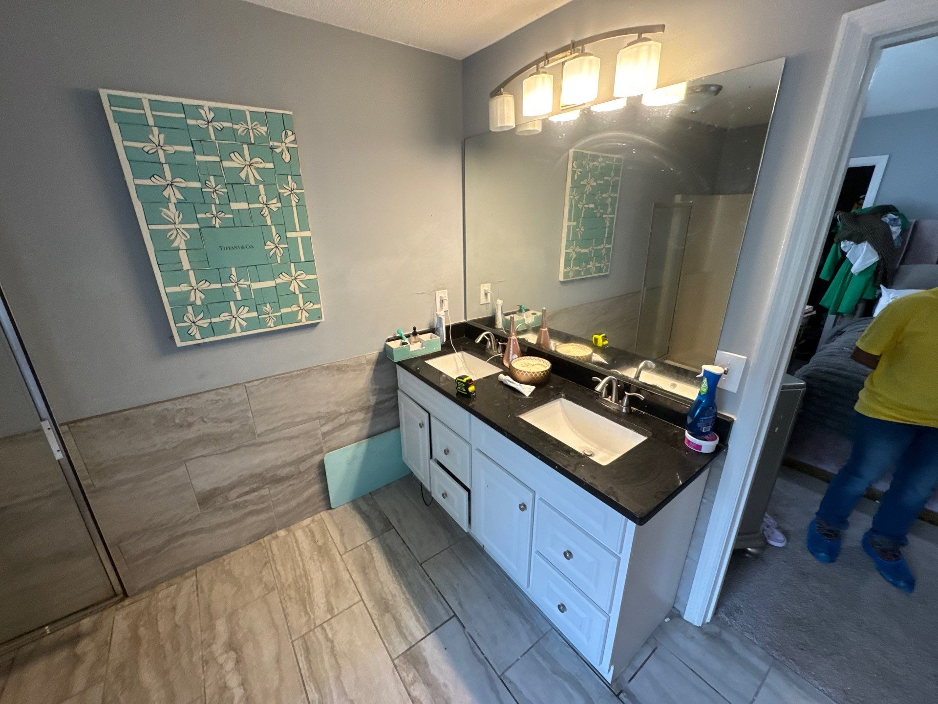 Master bathroom renovation by Prudencio