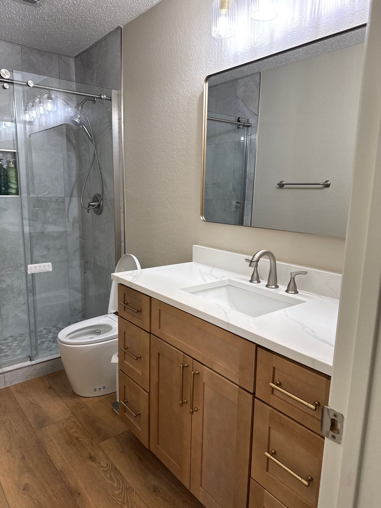 Full-Spectrum Home Makeover: Floor-to-Ceiling Remodel in 25 Days by Tibi Soli LLC
