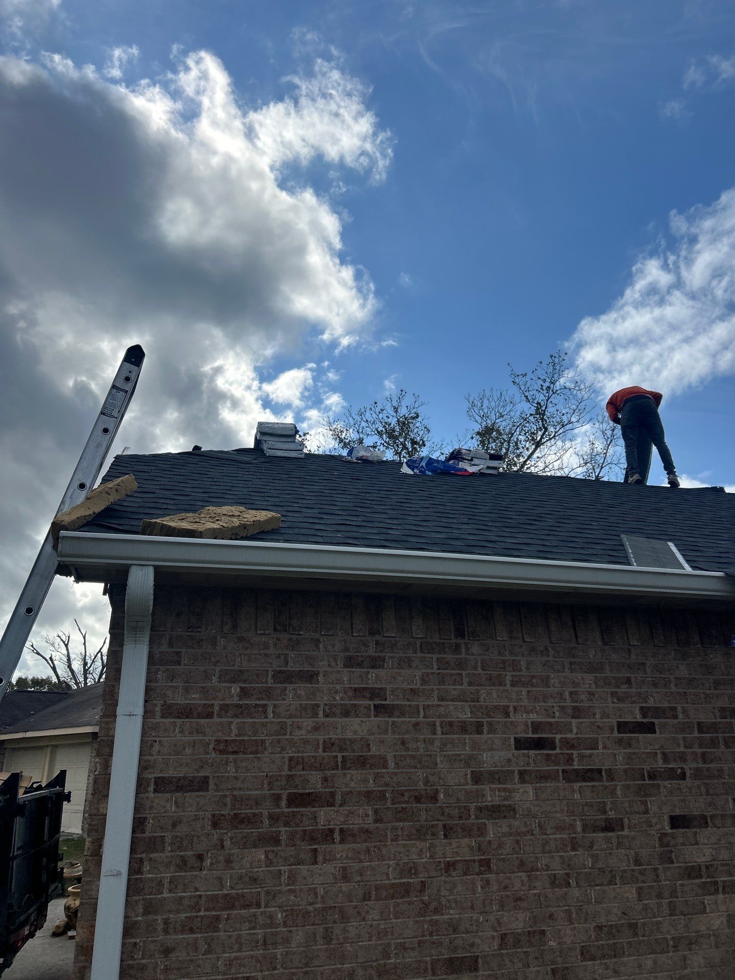 Roof Replacement in Heritage Park, Friendswood TX by Roof Repair Company