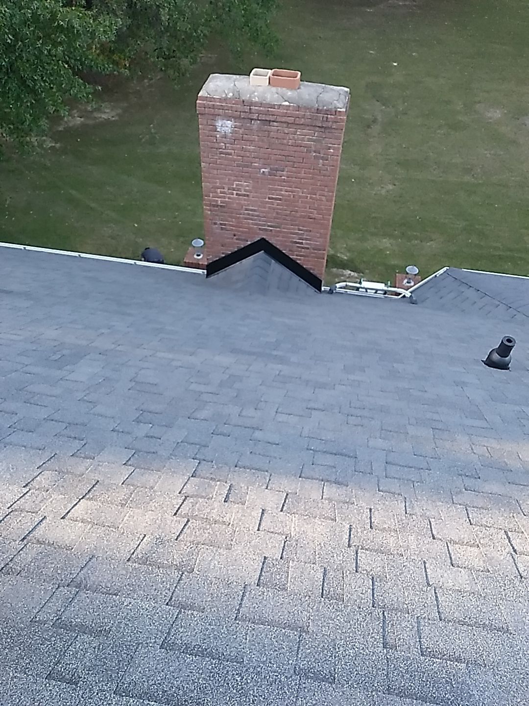 Residential Roofing Installation using Owens Corning Oakridge- Williamsburg Gray by Indigo State Roofing