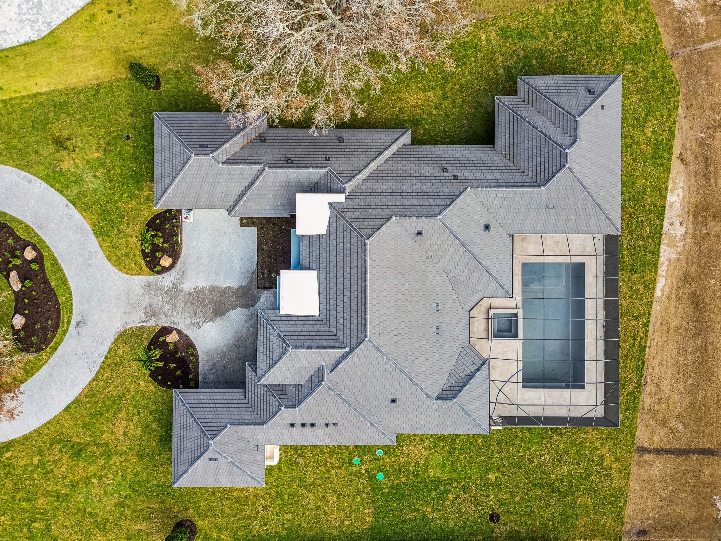 Custom Soleil by Lyons Heritage Tampa, LLC