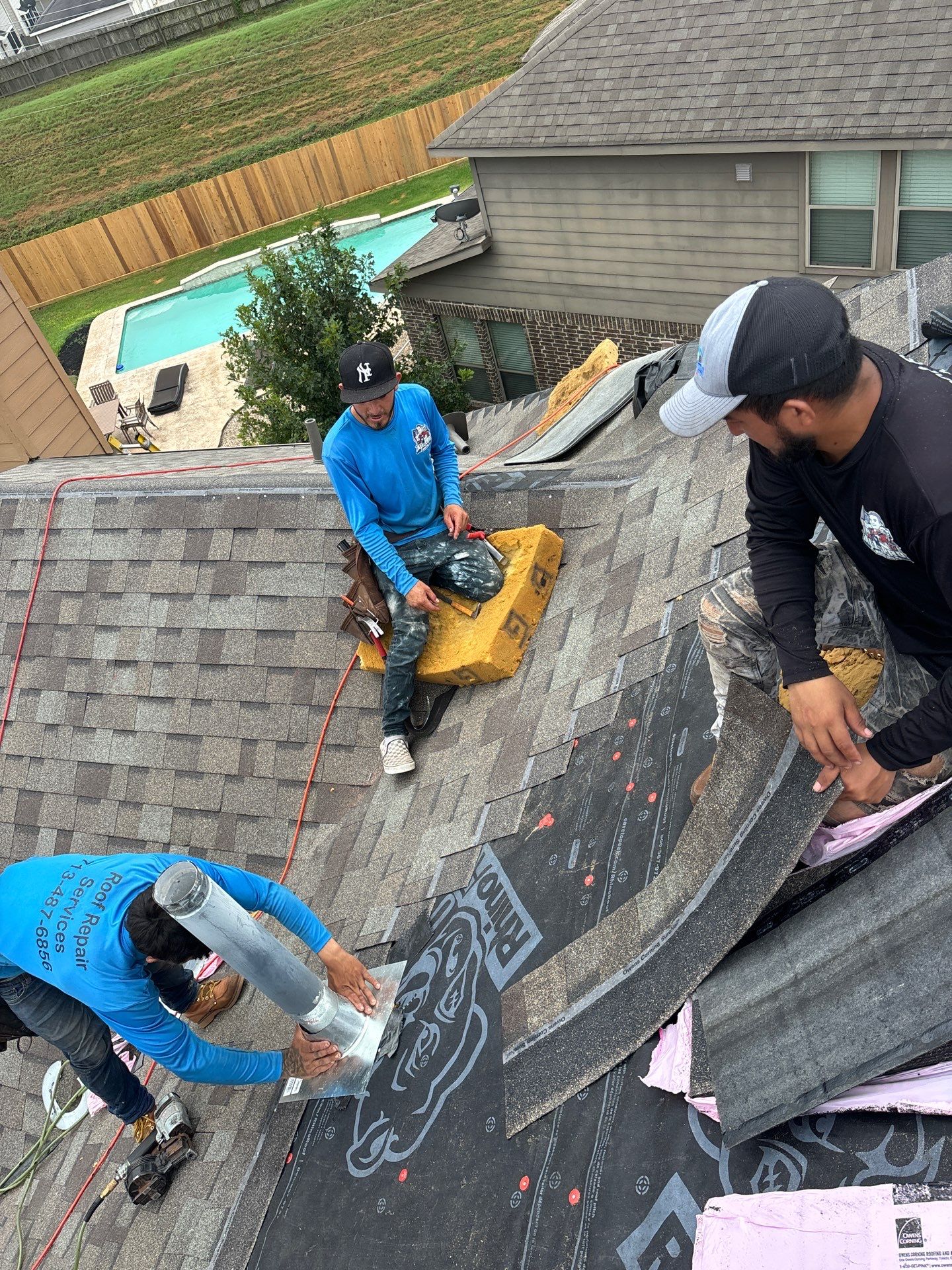Residential Roofing Installation using Owen's Corning Duration (Lifetime) Shingles by Roof Repair Company
