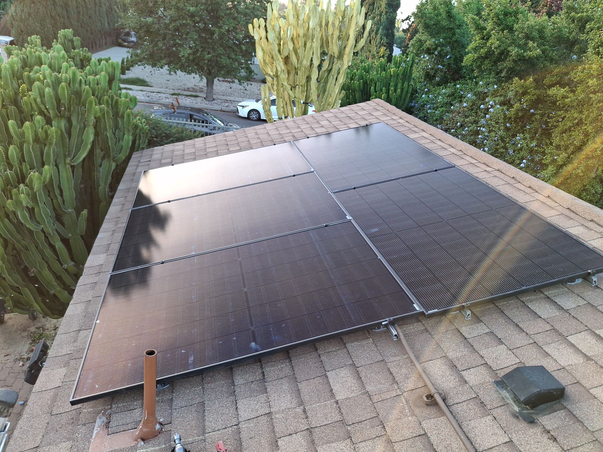 Twenty-Panel Solar Array in Los Angeles by AWS Solar