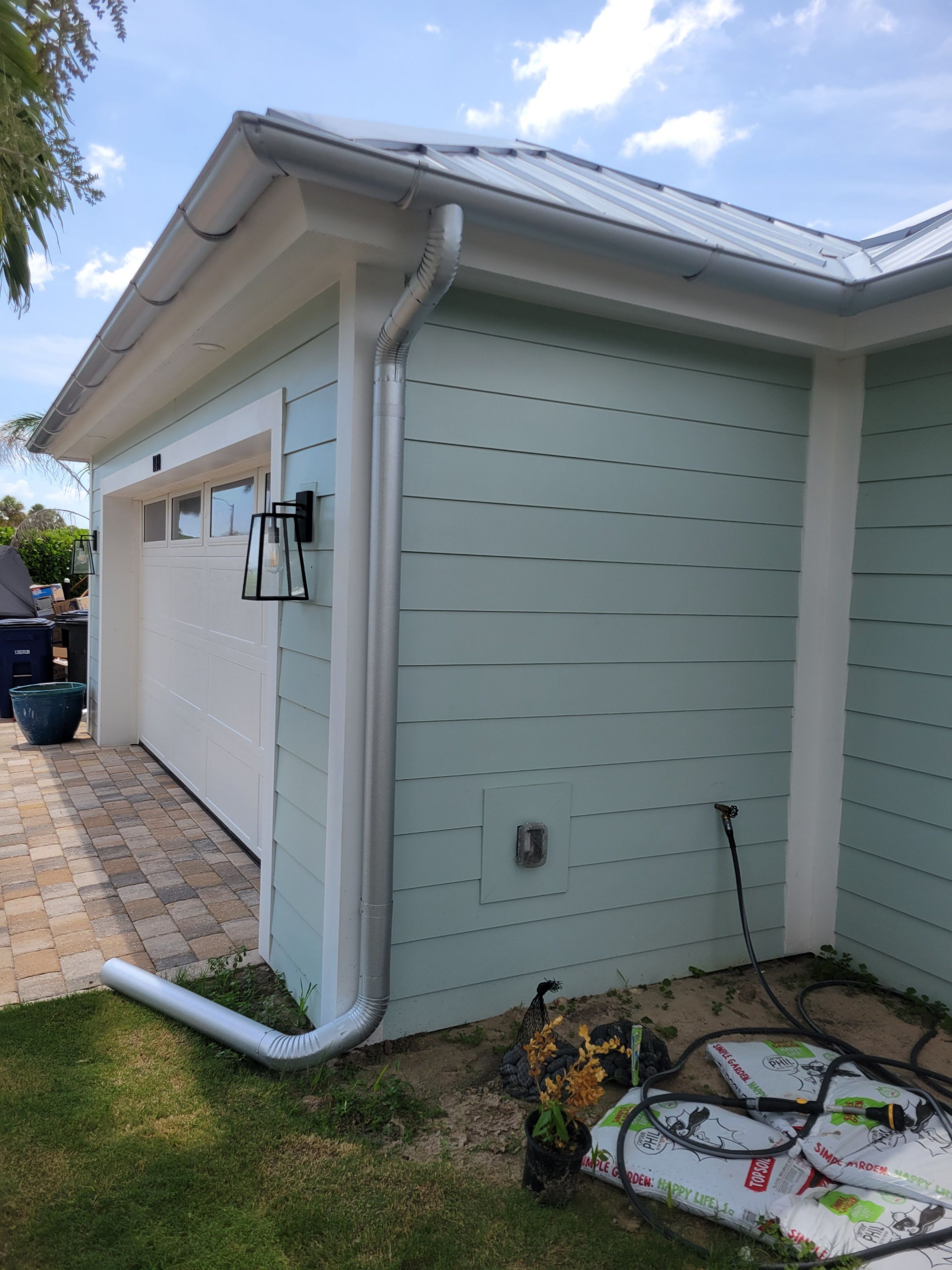 Half-Round Aluminum Gutters in Fort Myers FL by Gutter Professors