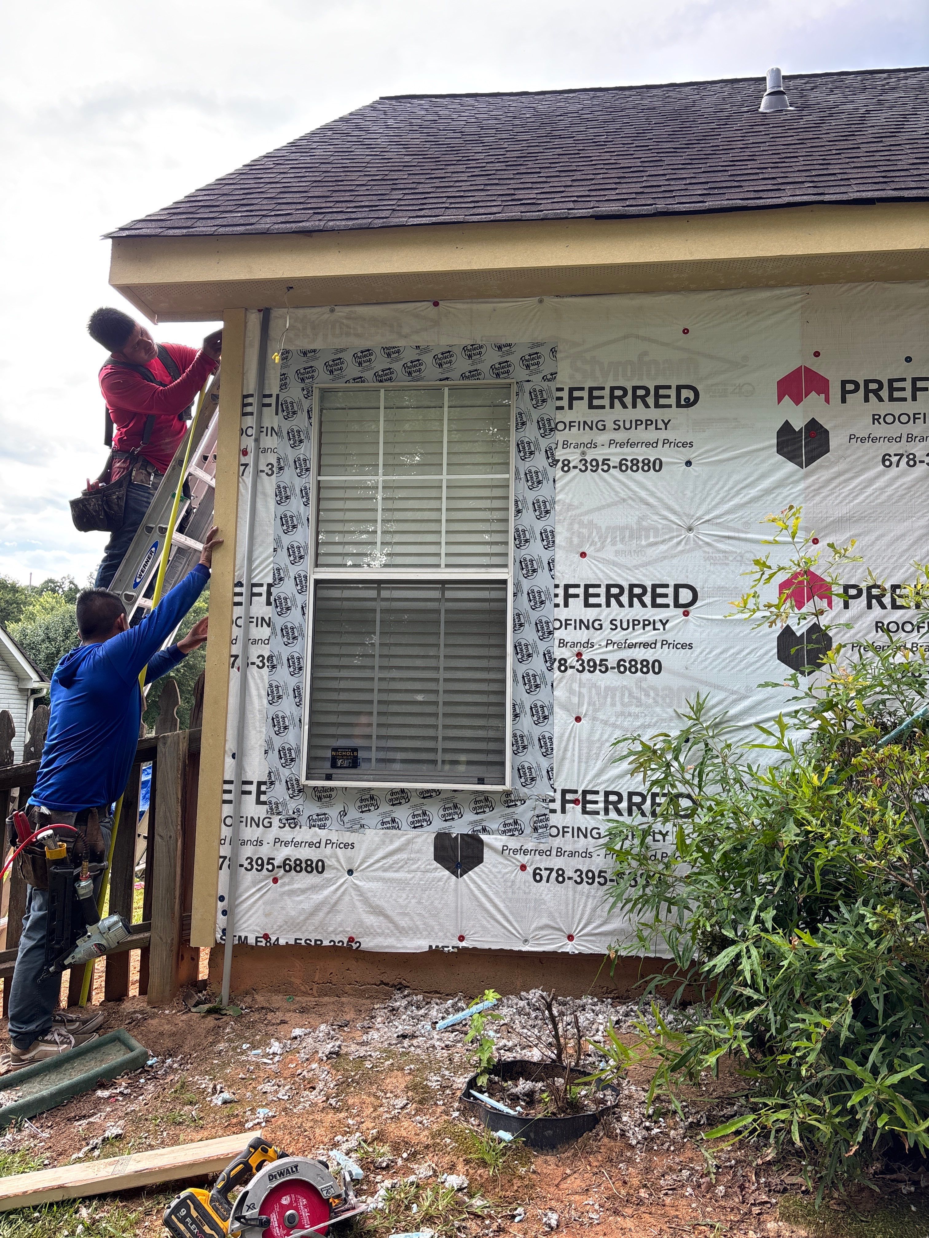 Siding replacement  by Deerfield Roofing LLC