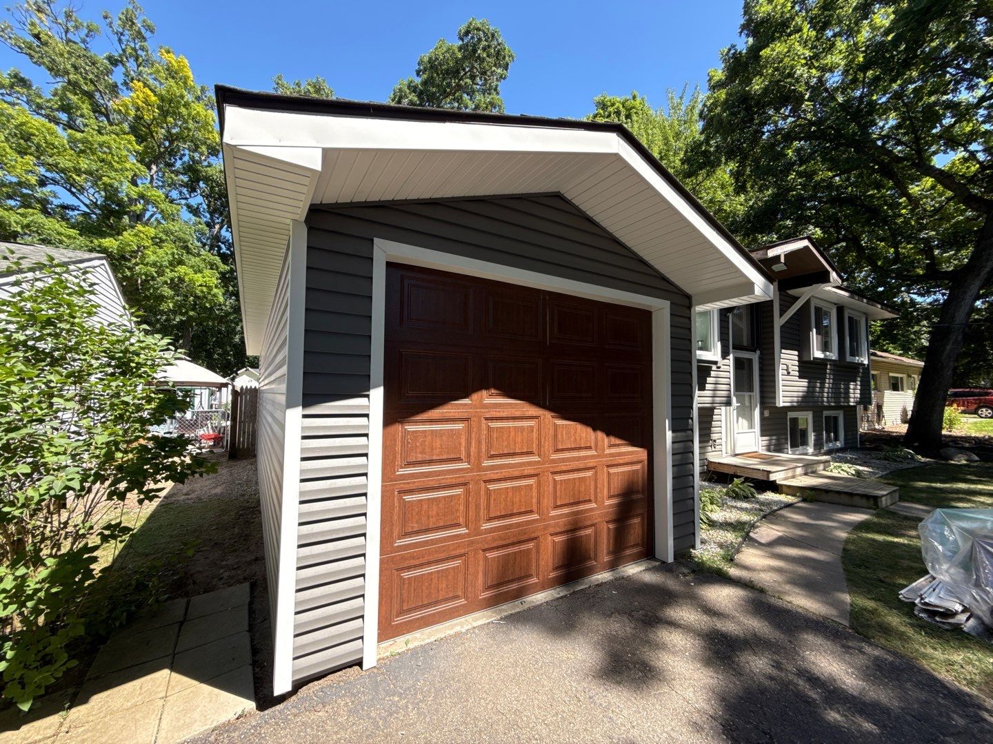 Siding Replacement using Alside D4 Odyssey-Plus Dutchlap Ageless Slate by 180 Contractors