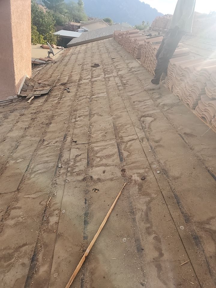Sunset Tan Concrete Tile by Reimagine Roofing