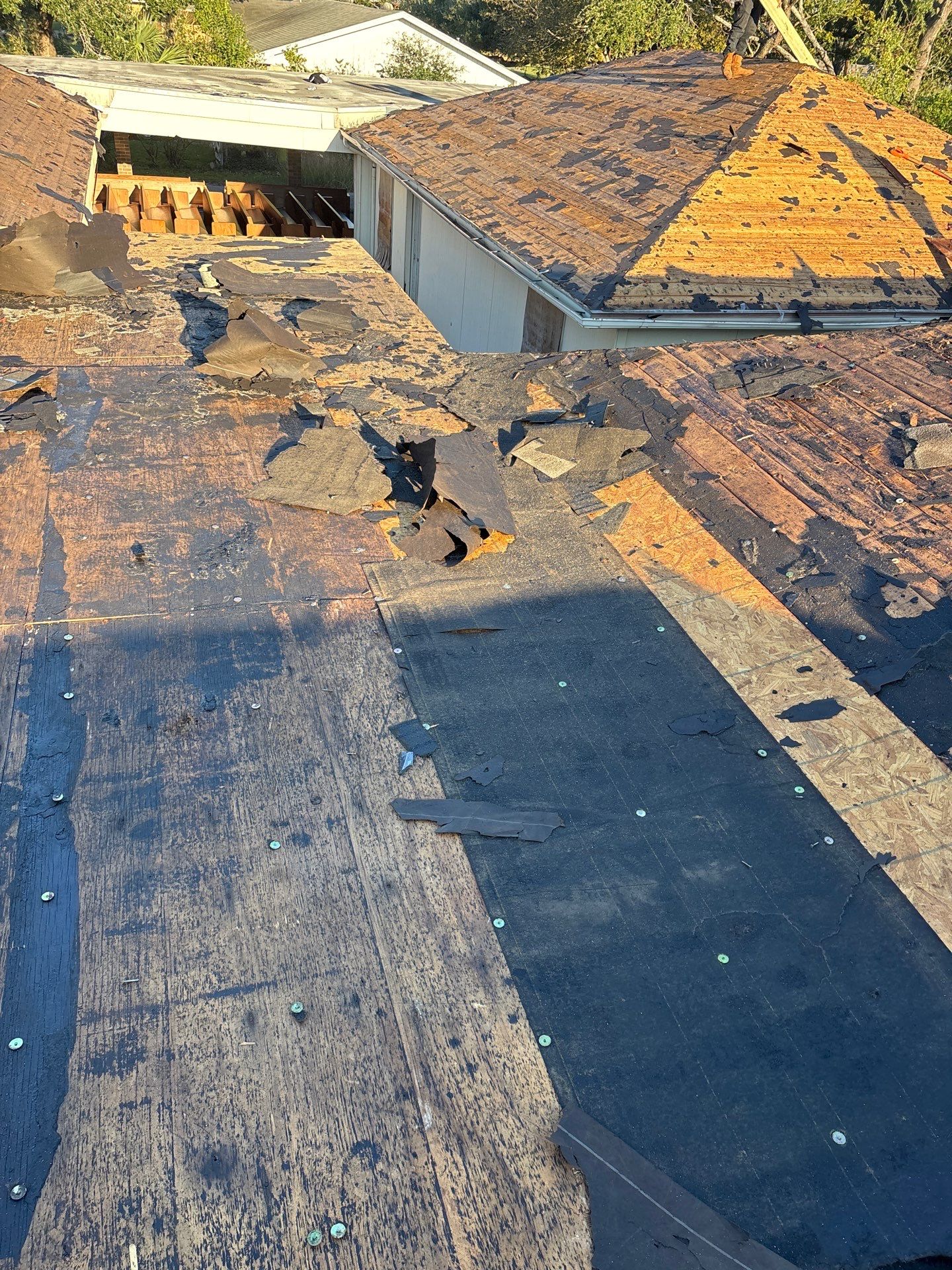 Roof Replacement Missouri by Roof Repair Company