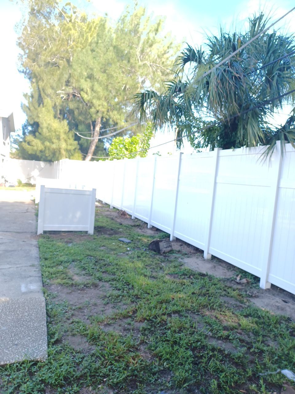 Bradenton, FL 6+2 White Vinyl Privacy Fence  by Asap fence and gates, LLC
