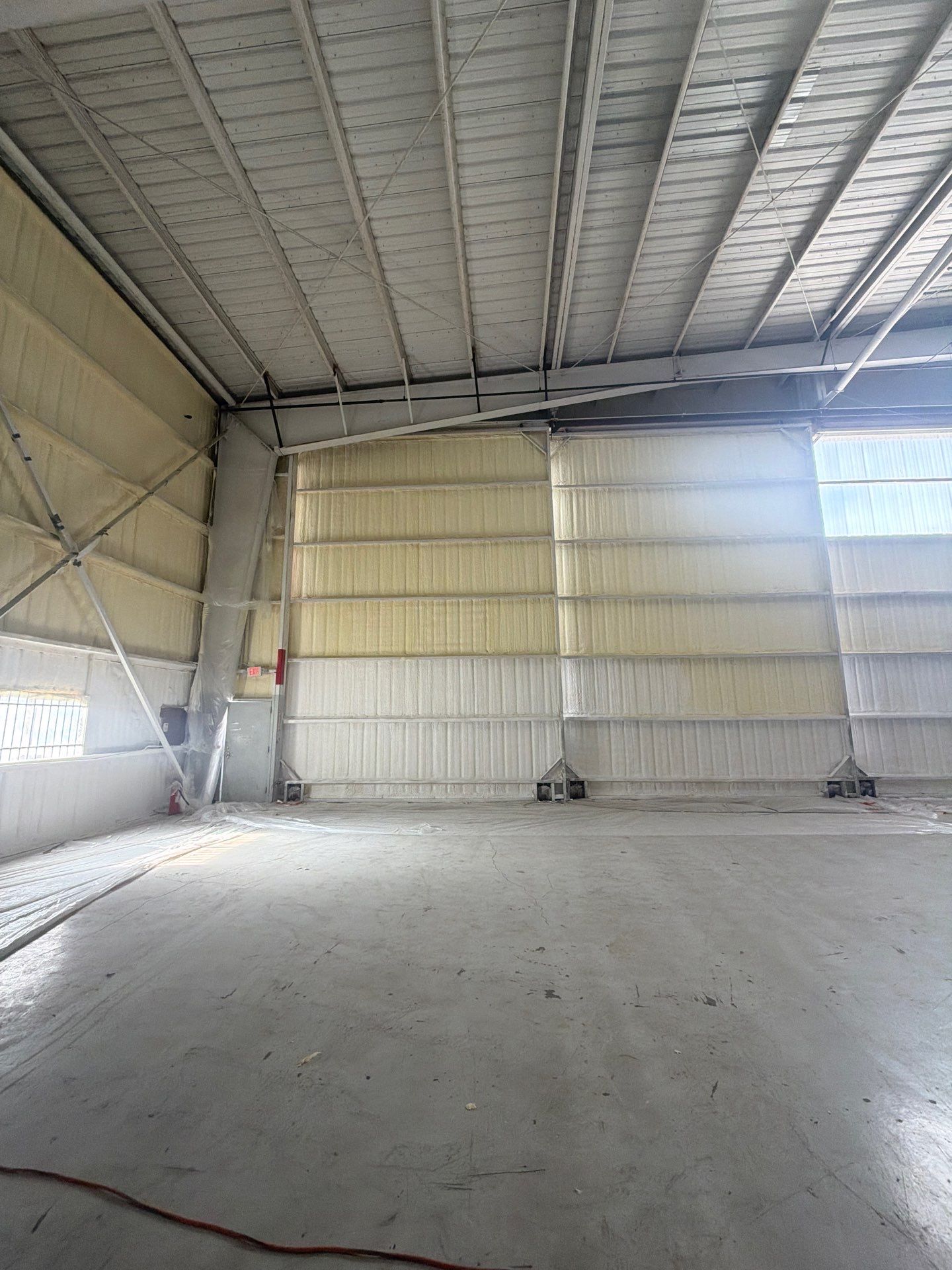 20,000 SF Airplane Hangar  by Apex Insulation Solutions