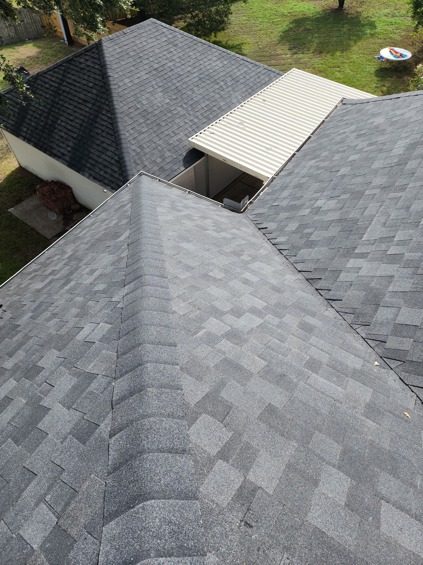 Residential Roofing Installation using Owen's Corning Duration (Lifetime) Shingles by Roof Repair Company