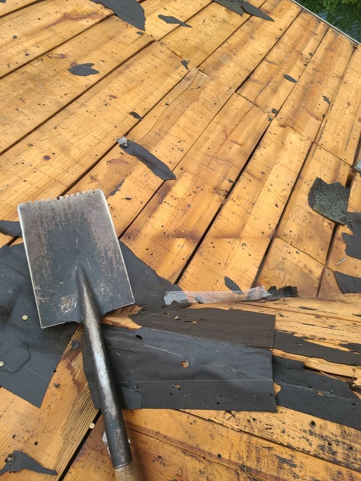 Arlington: CertainTeed Landmark Architectural Shingle in Georgetown Gray by RM Banning, Inc.