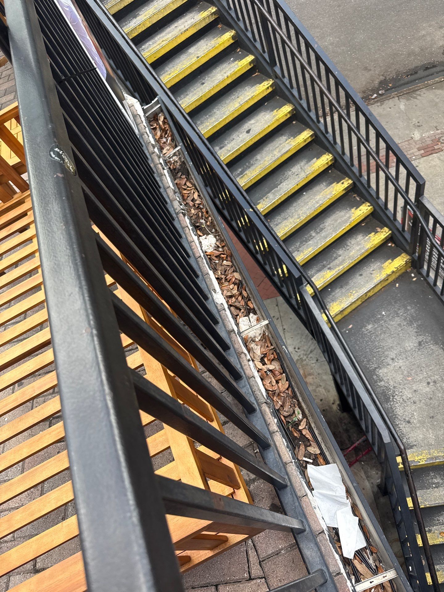Gutter Clean and Gutter Guard Installation in Saint Petersburg FL by Gutter Professors