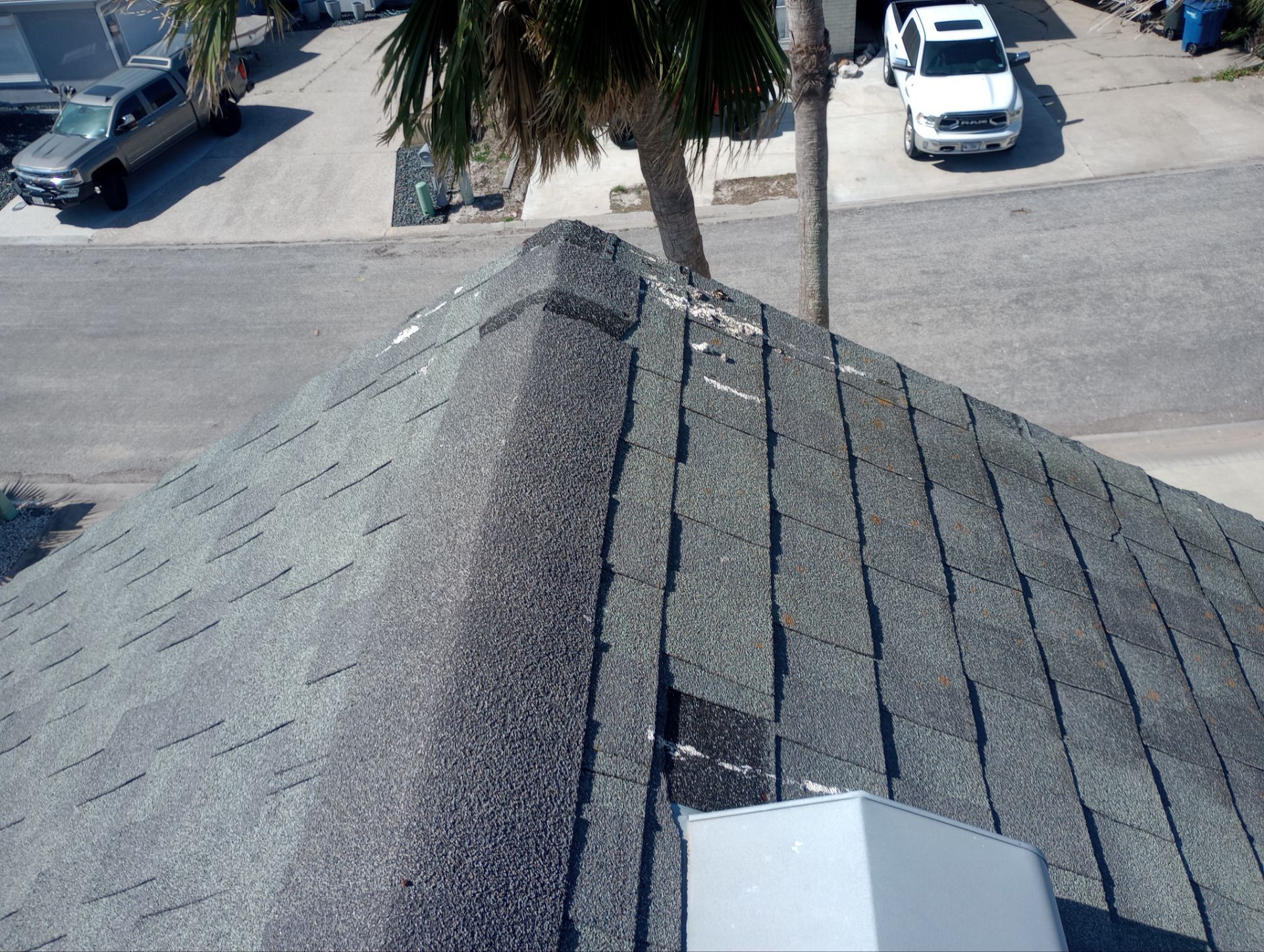 Residential Roofing Installation using Owen's Corning Duration (Lifetime) Shingles by Roof Repair Company