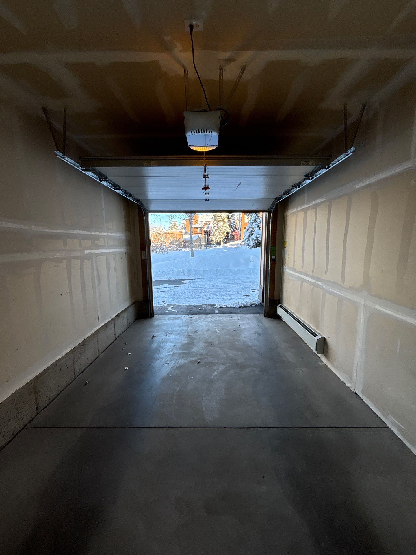 Tenant placement and leasing by Gold Peak Property Management