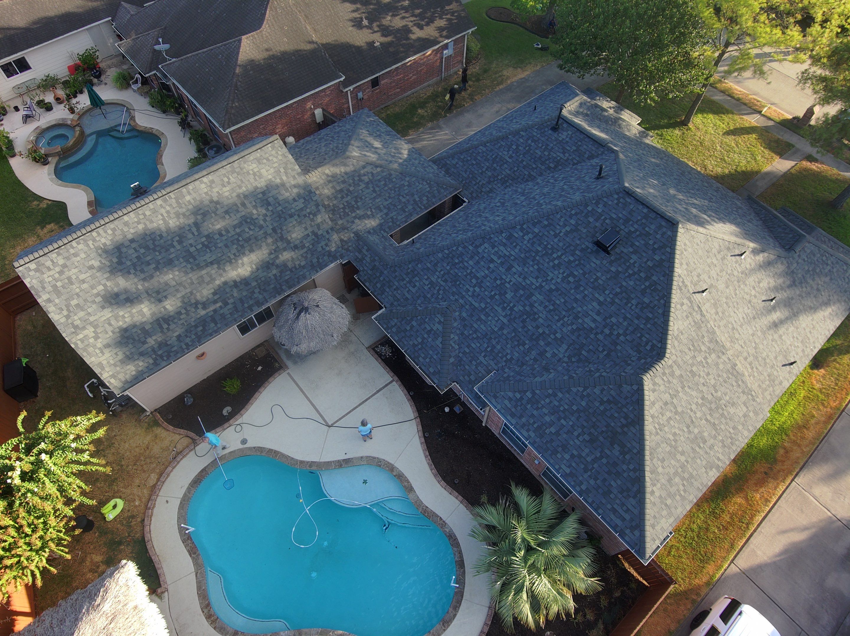Residential Roofing Installation using Owen's Corning Duration (Lifetime) Shingles by Roof Repair Company