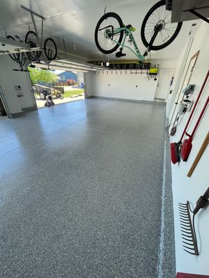 Tidal Wave Flake Garage Floor Installation in Sioux Falls