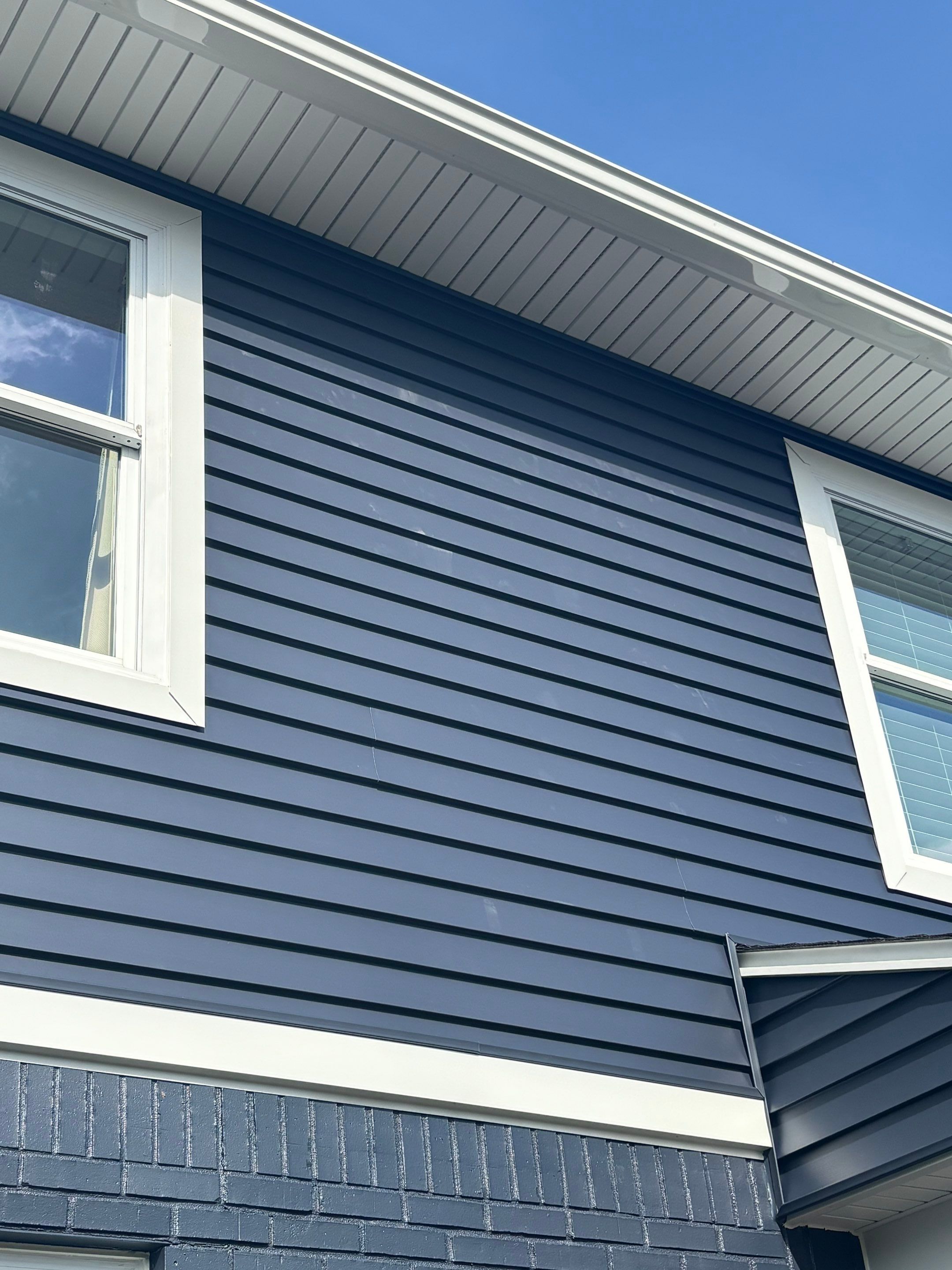 Siding Replacement using Alside Charter Oak D4.5" by 180 Contractors