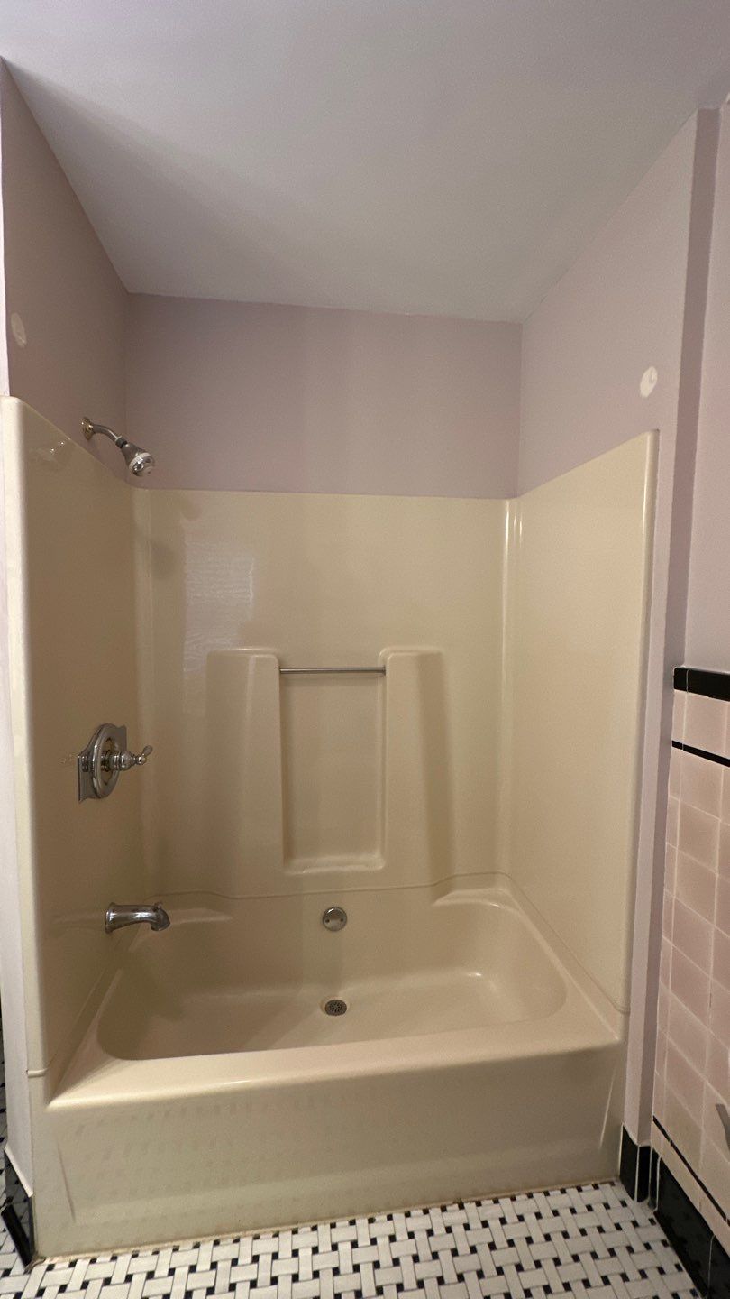 Tub Replacement in Albany, NY by Yankee Home Improvement