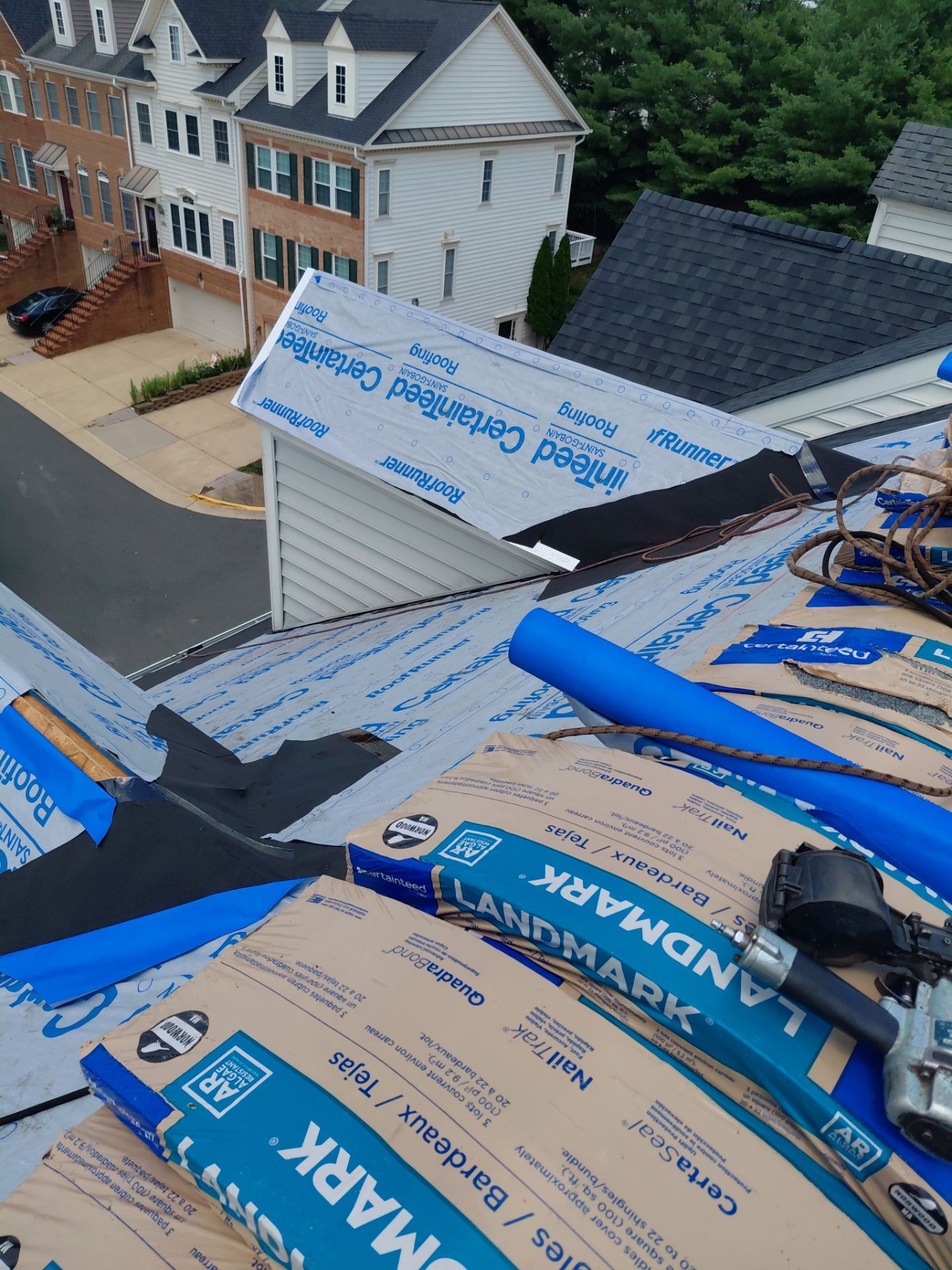 Lorton: Residential Roof Replacement with CertainTeed Landmark in Colonial Slate by RM Banning, Inc.