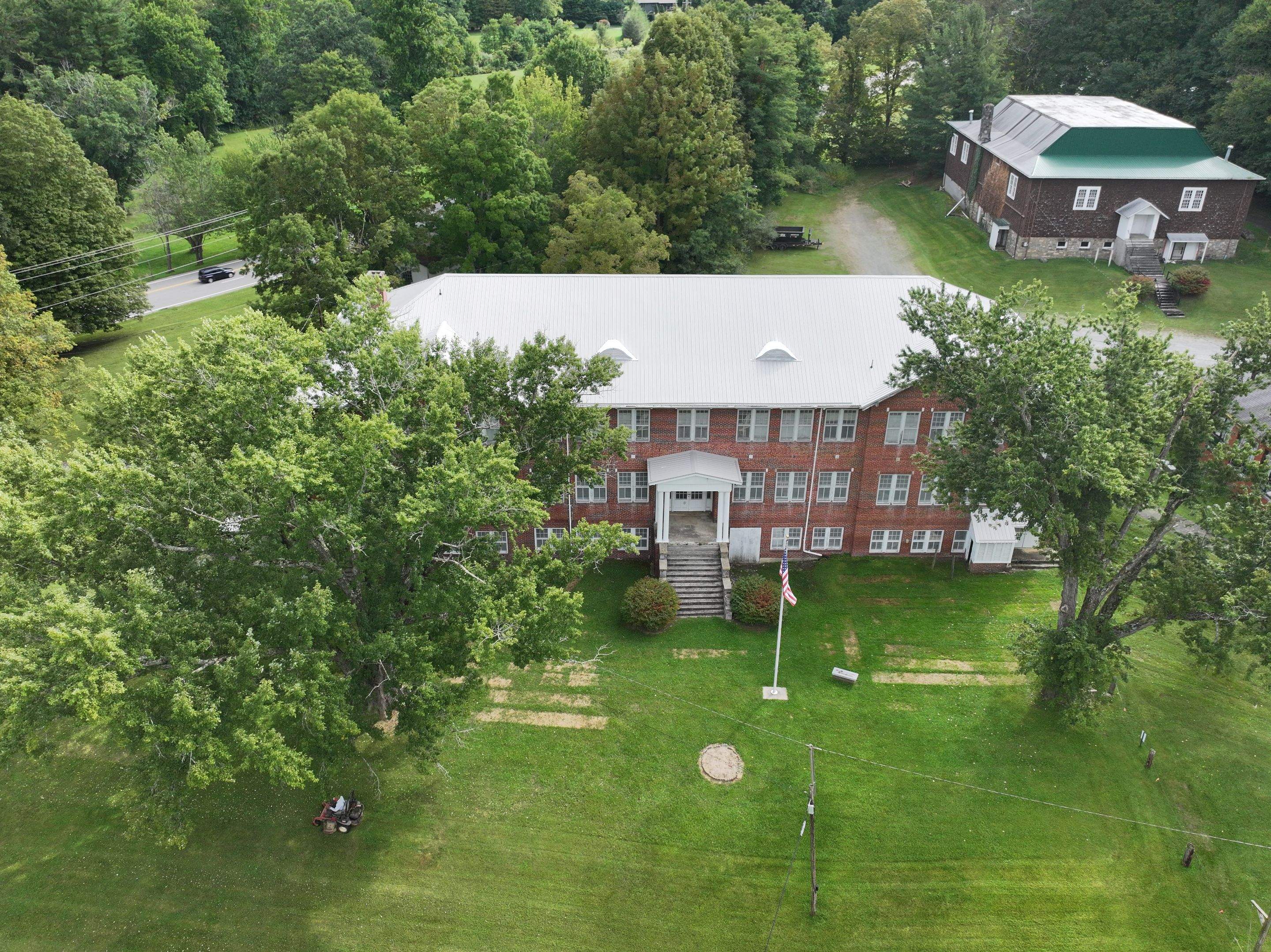 Cranberry High School by Omnia Roofing
