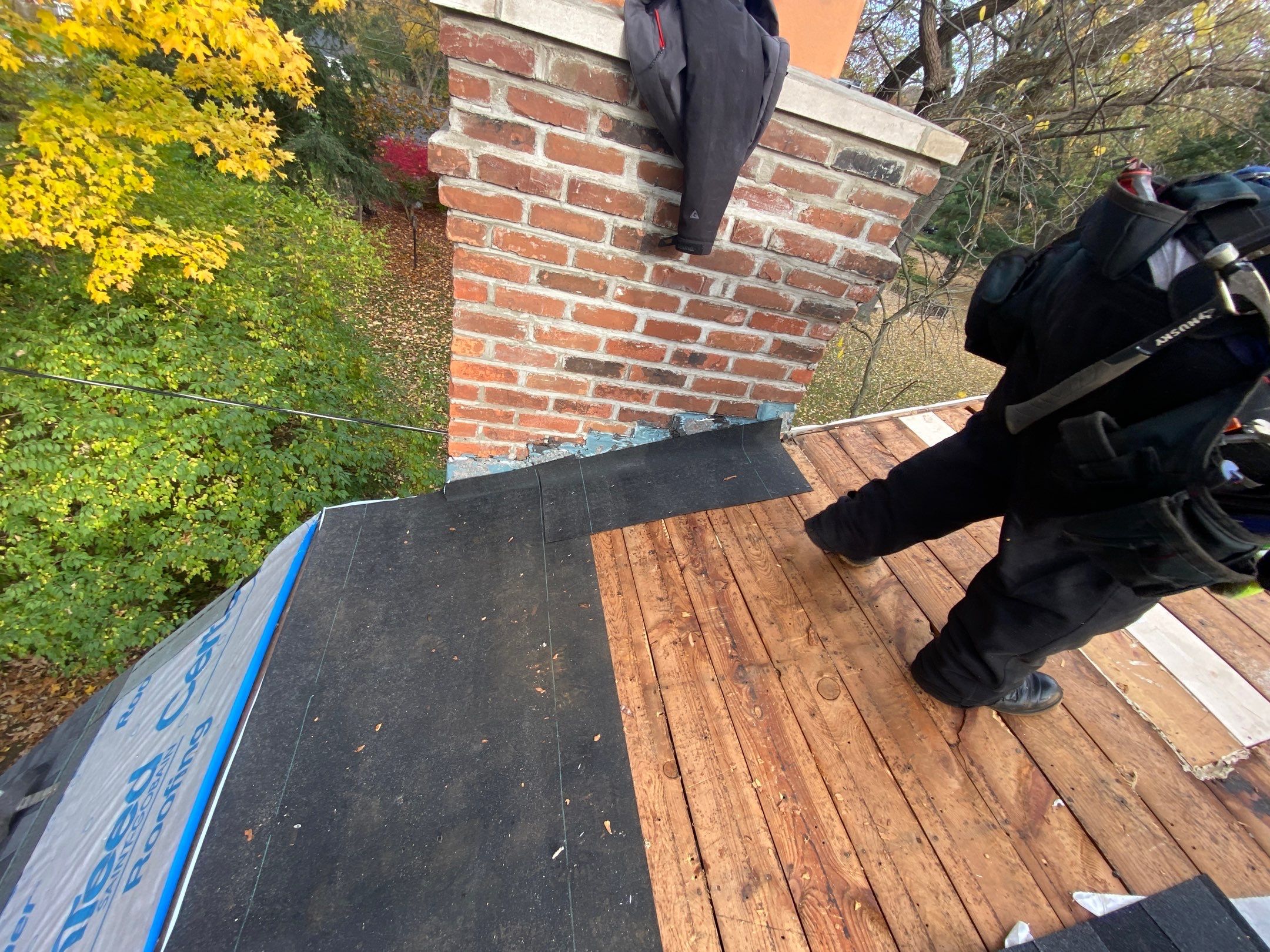 Roof Replacement using CertainTeed Landmark by 180 Contractors