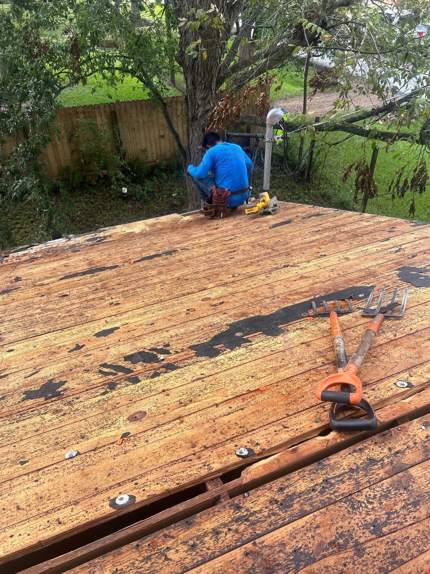 Residential Roofing Installation using Owen's Corning Duration (Lifetime) Shingles by Roof Repair Company