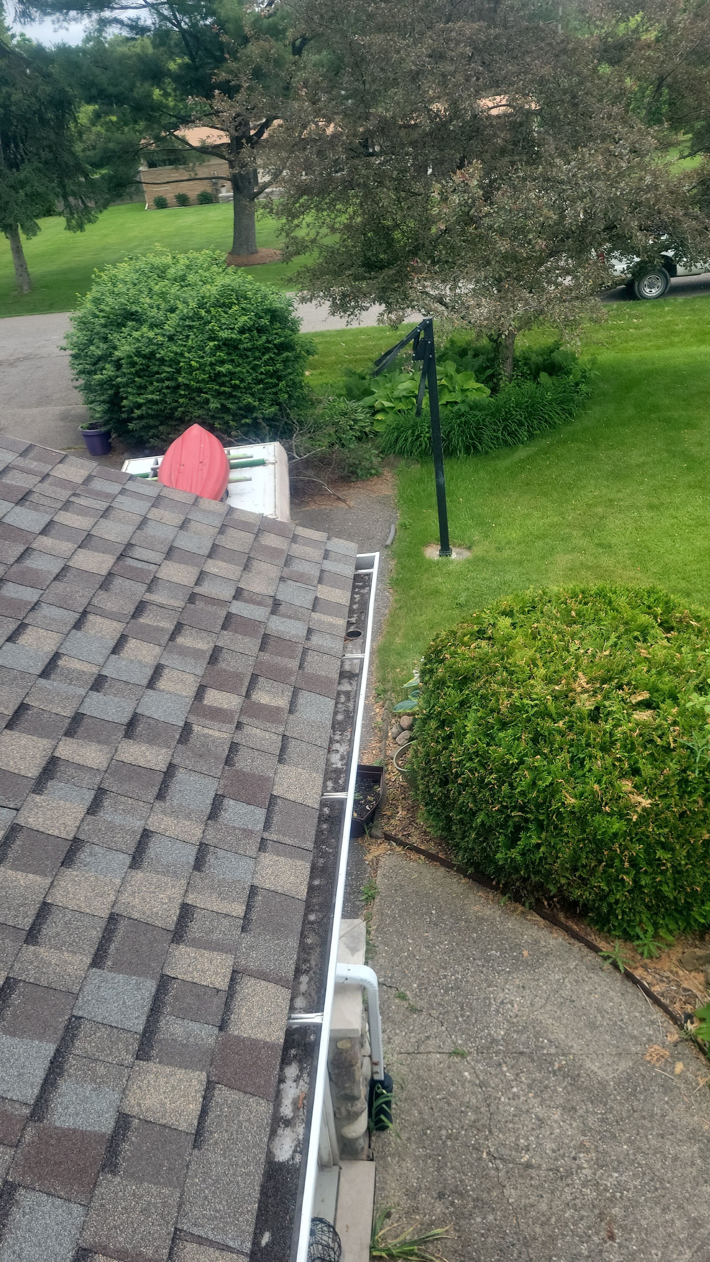 Roof Replacement using CertainTeed Landmark Pro by 180 Contractors