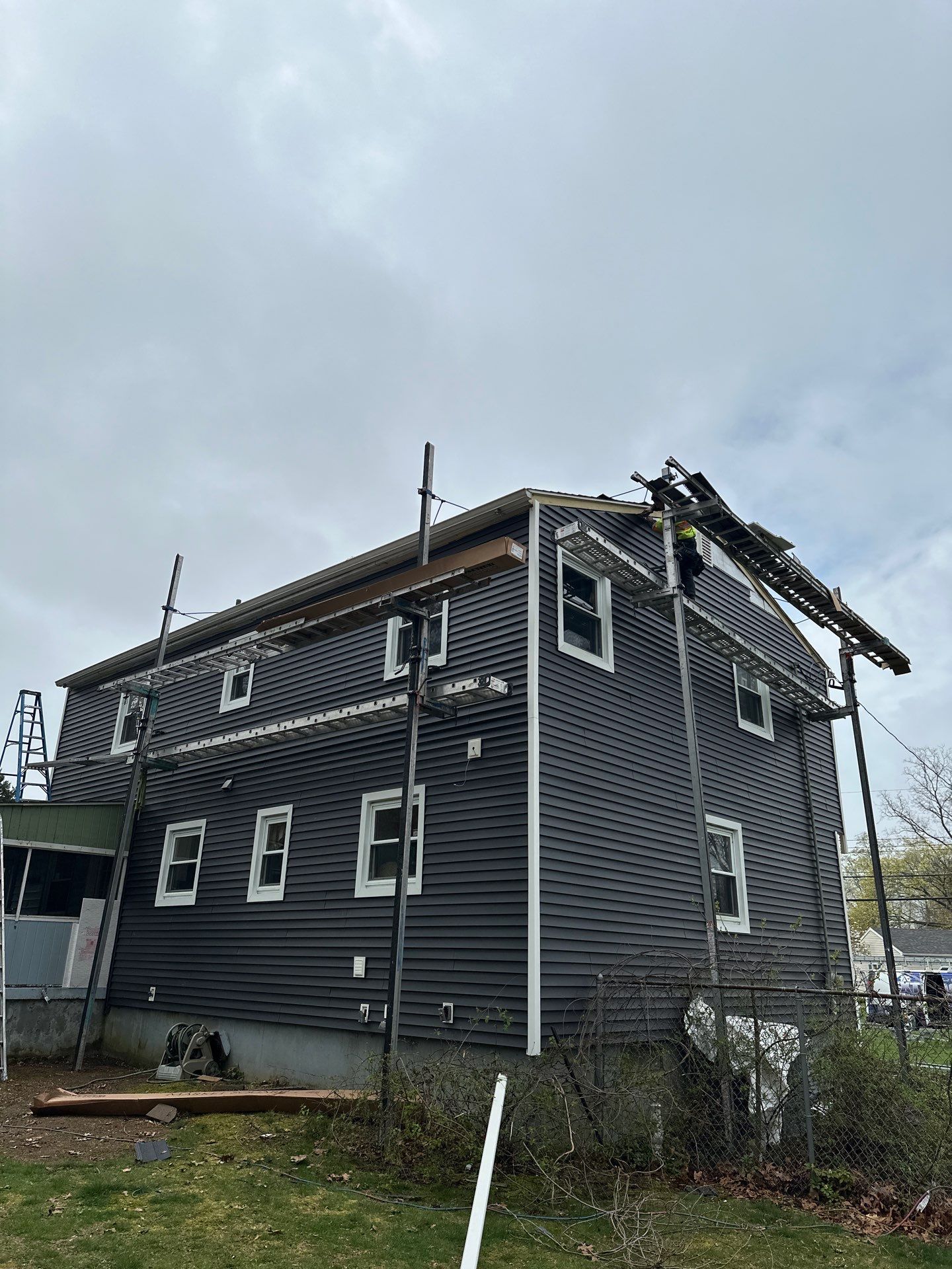 Siding Installation using Royal Building Products Carbon by A Plus Exterior
