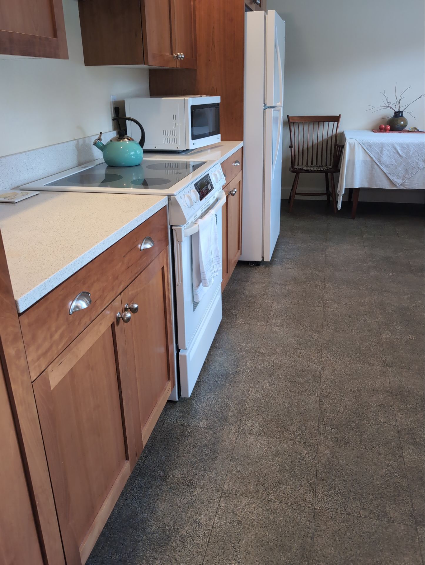 Maid Service House Cleaning in West Linn by Cloud 9 Professional Cleaning Services