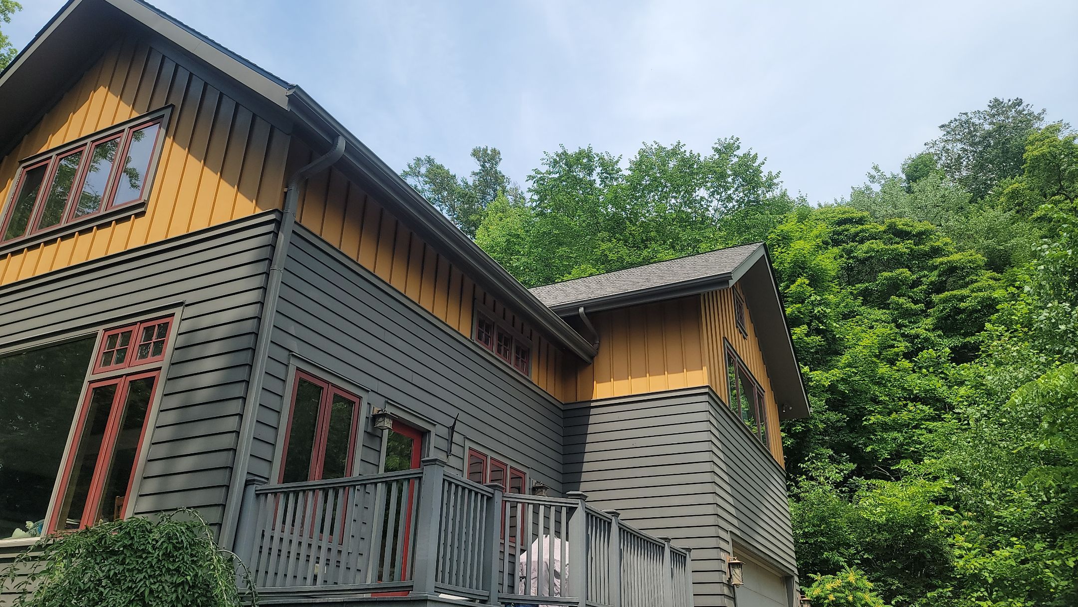 ATLAS PINNACLE HP W/SCOTCHGARD COLOR: WEATHERED WOOD by Eagle Eye Roofing