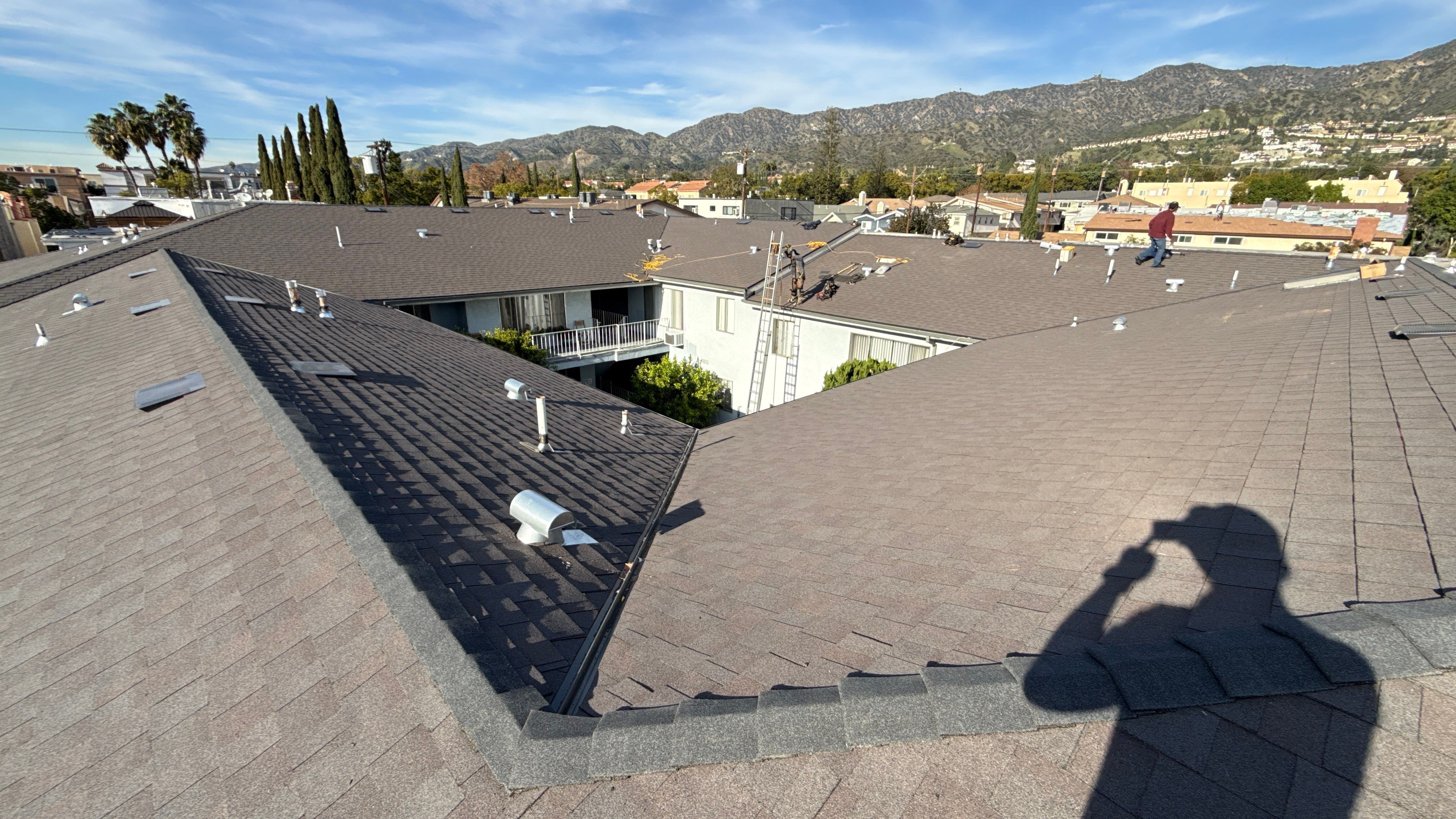 New Roof! Aparmtent Building in Burbank, CA by Hull Brothers Roofing